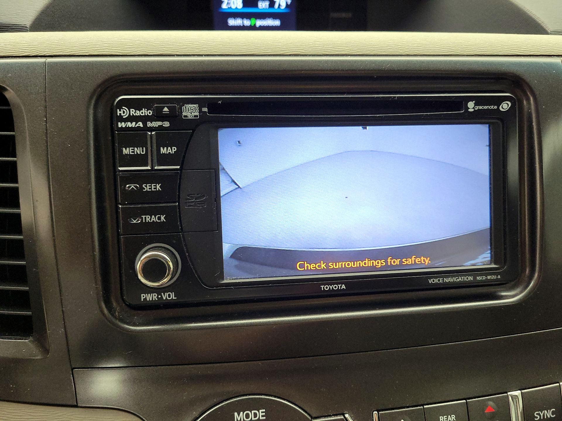 Thumbnail: 2013 Toyota Sienna - 15