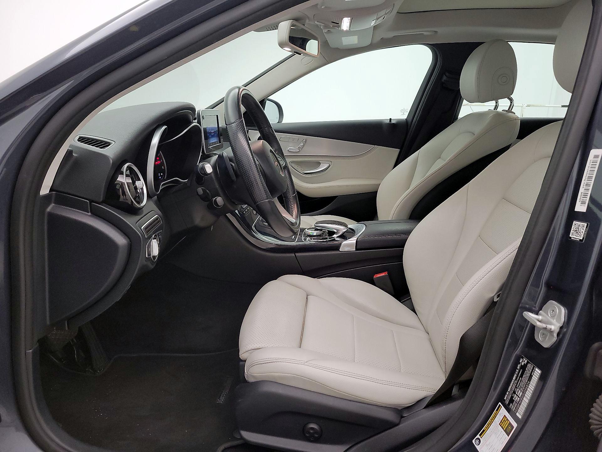 Thumbnail: 2016 Mercedes-Benz C-Class - 11