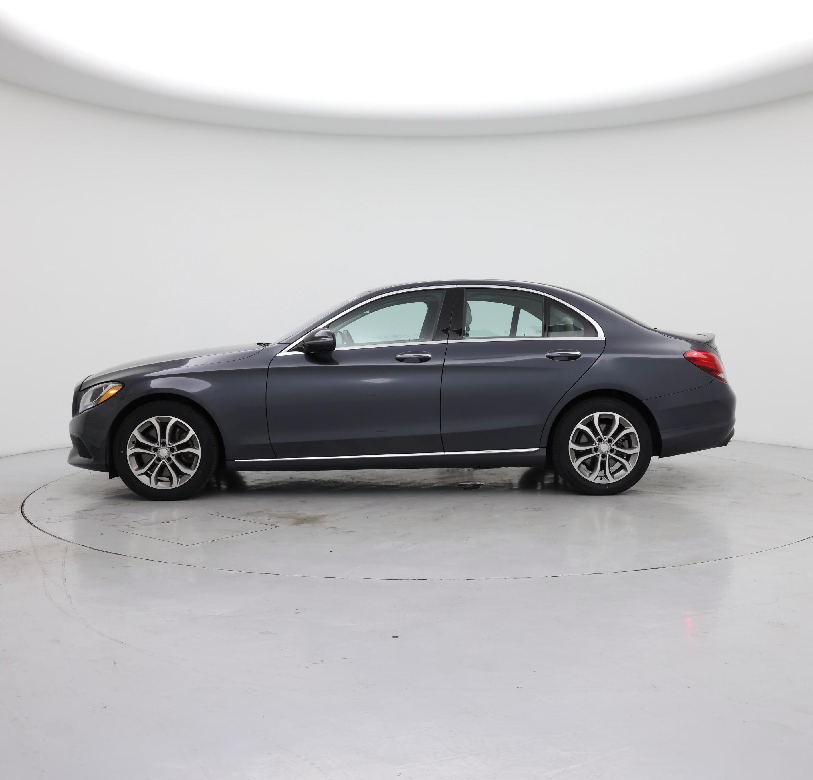 Thumbnail: 2016 Mercedes-Benz C-Class - 3