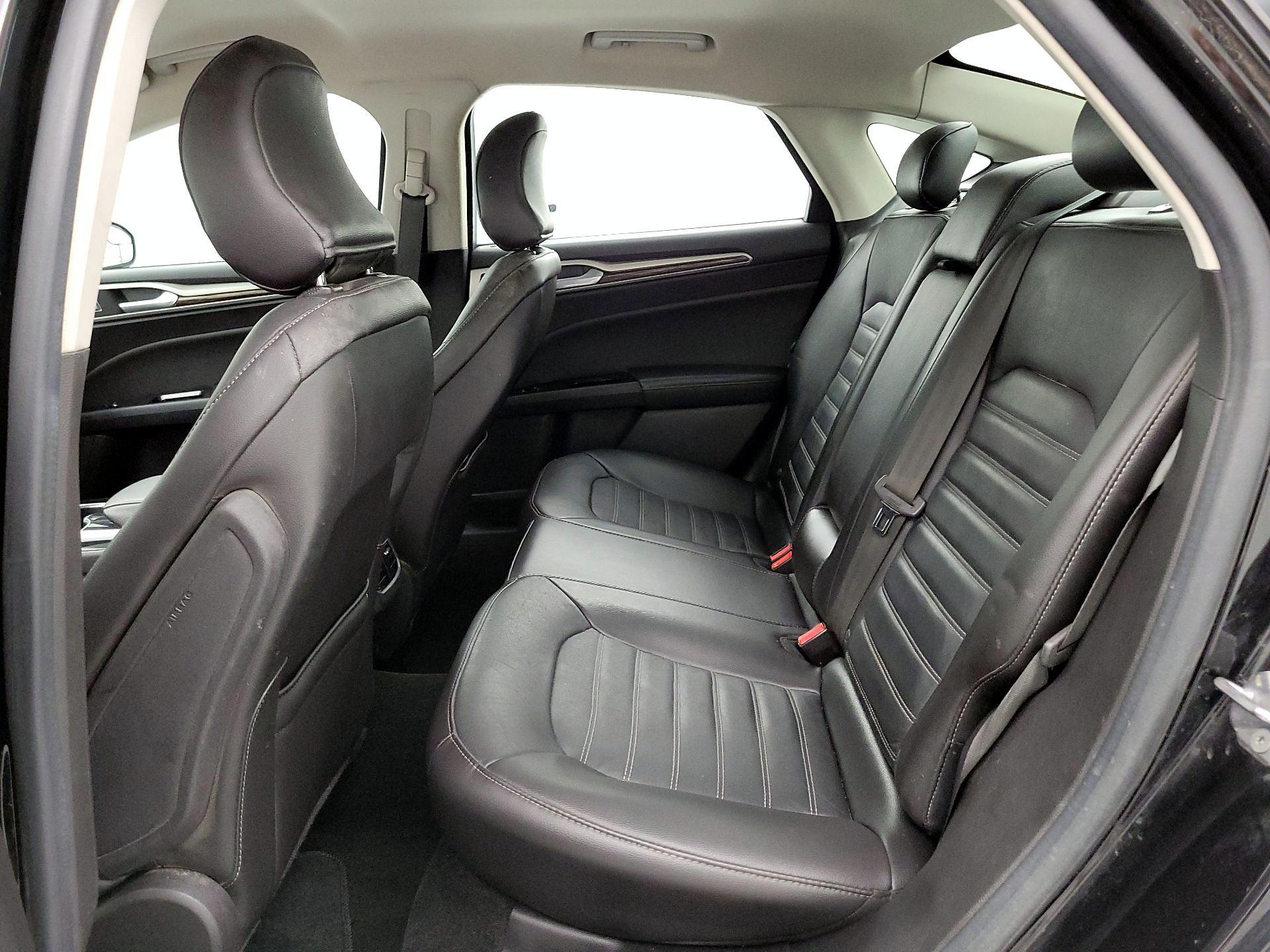 Thumbnail: 2016 Ford Fusion - 20