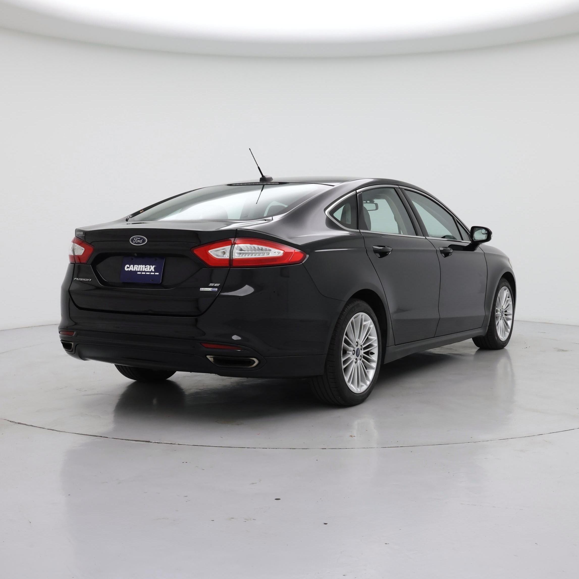 Thumbnail: 2016 Ford Fusion - 8
