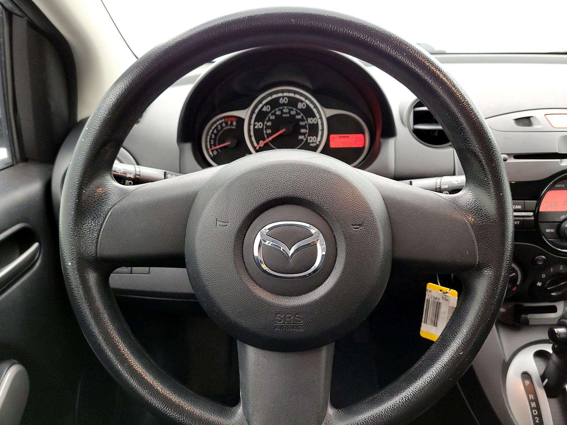 Thumbnail: 2013 Mazda Mazda2 - 10