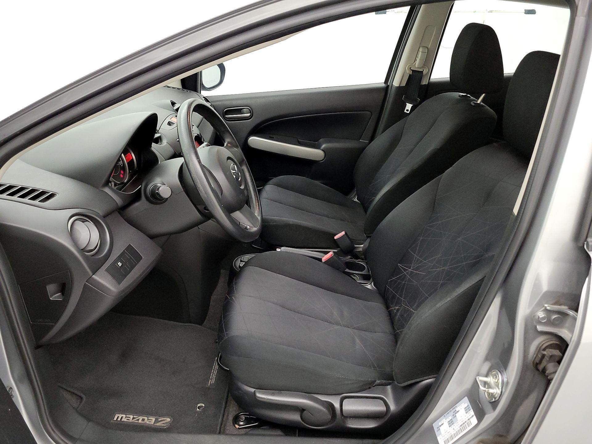 Thumbnail: 2013 Mazda Mazda2 - 11
