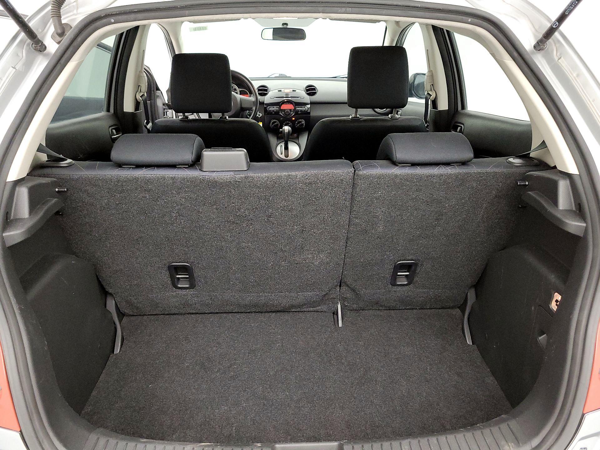 Thumbnail: 2013 Mazda Mazda2 - 19