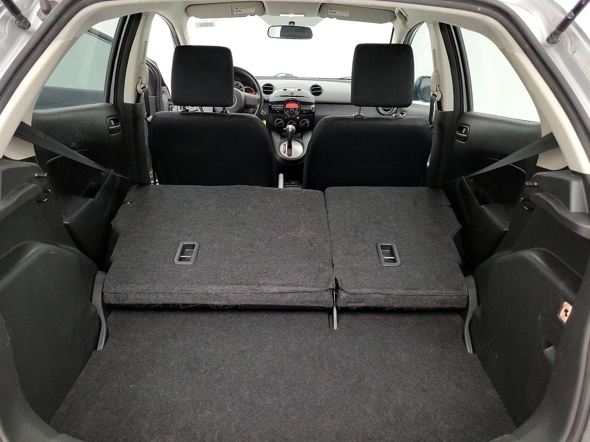 Thumbnail: 2013 Mazda Mazda2 - 20