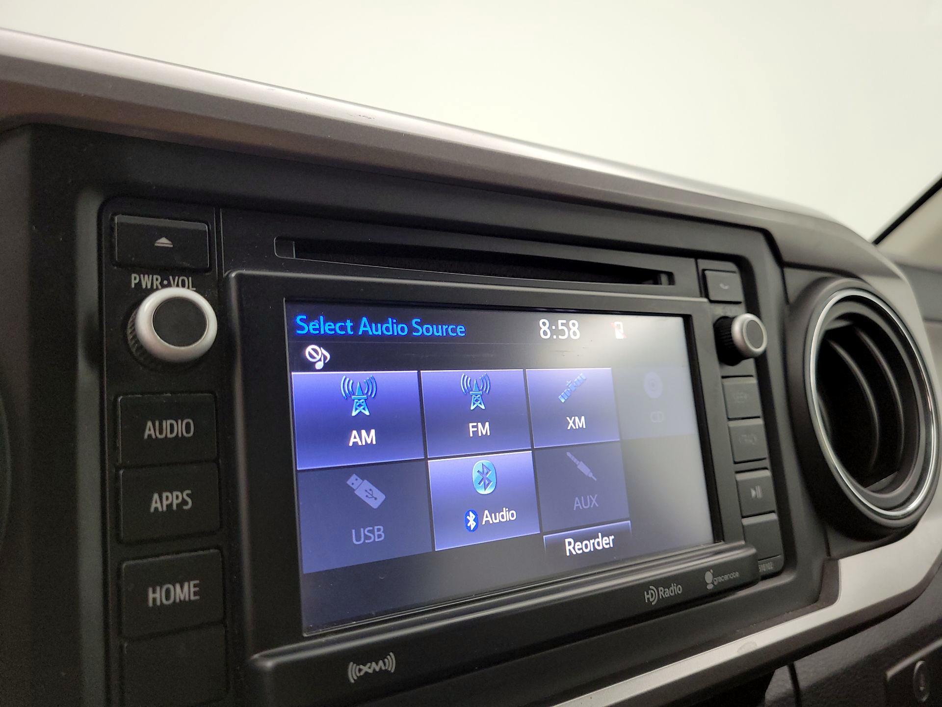 Thumbnail: 2016 Toyota Tacoma - 15