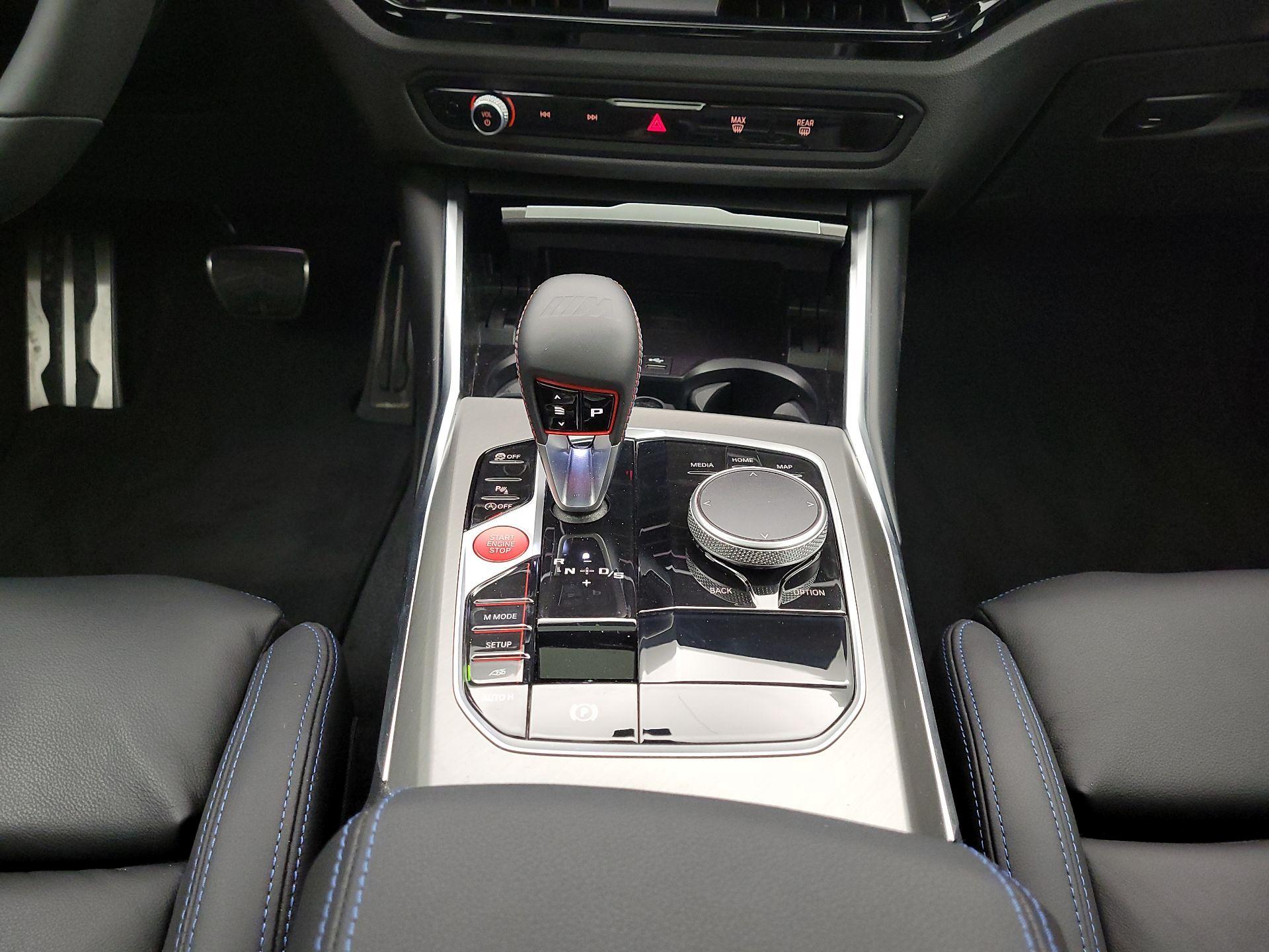 Thumbnail: 2025 BMW M2 - 18