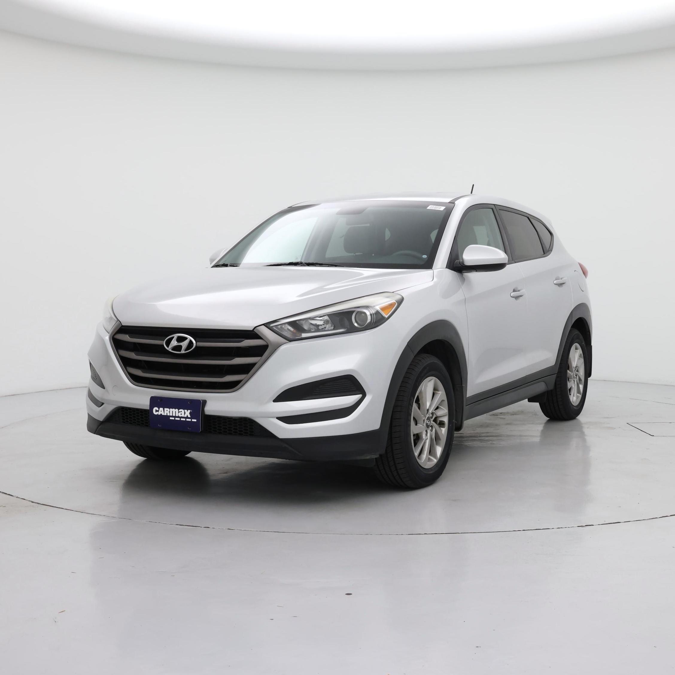 Thumbnail: 2016 Hyundai Tucson - 4