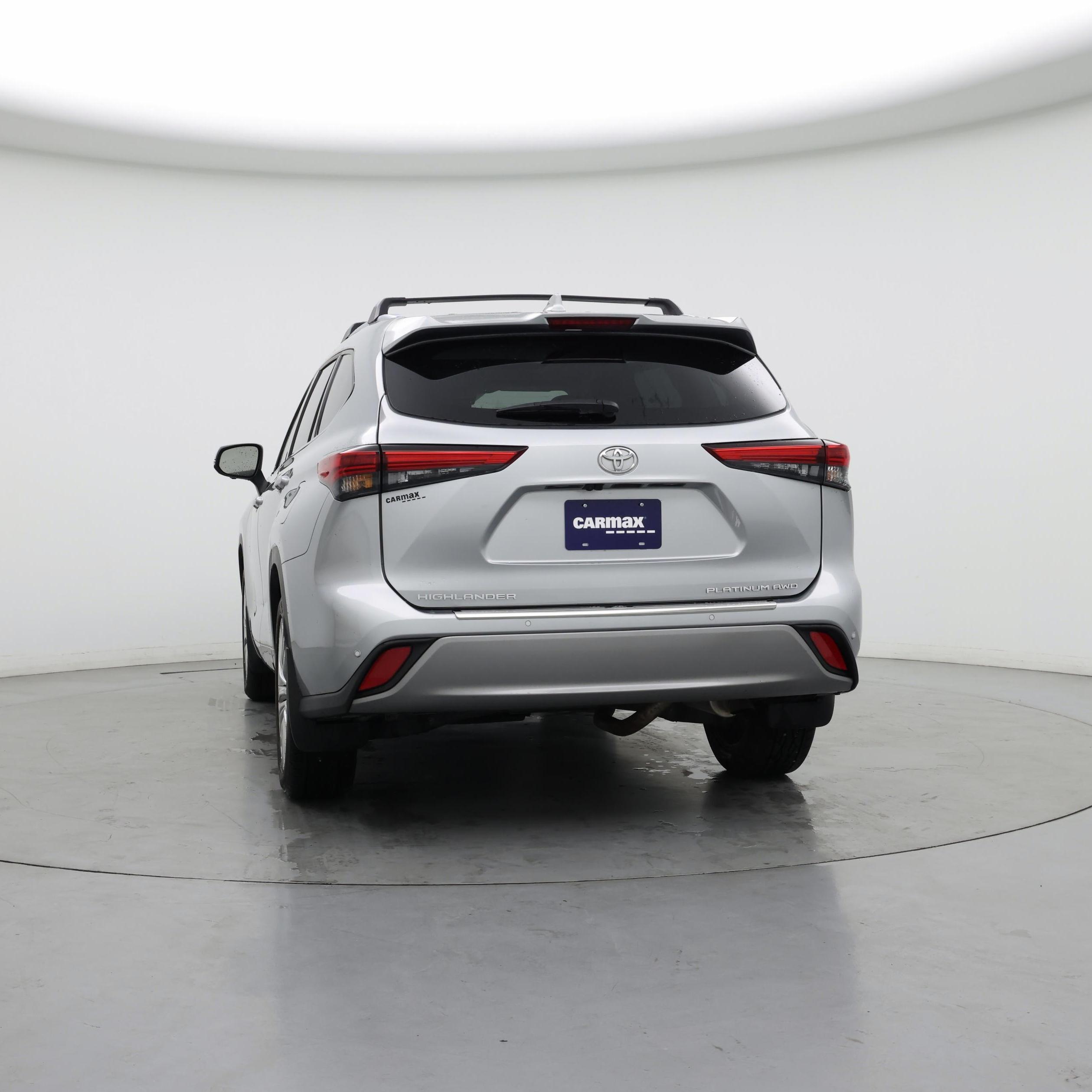 Thumbnail: 2023 Toyota Highlander - 6