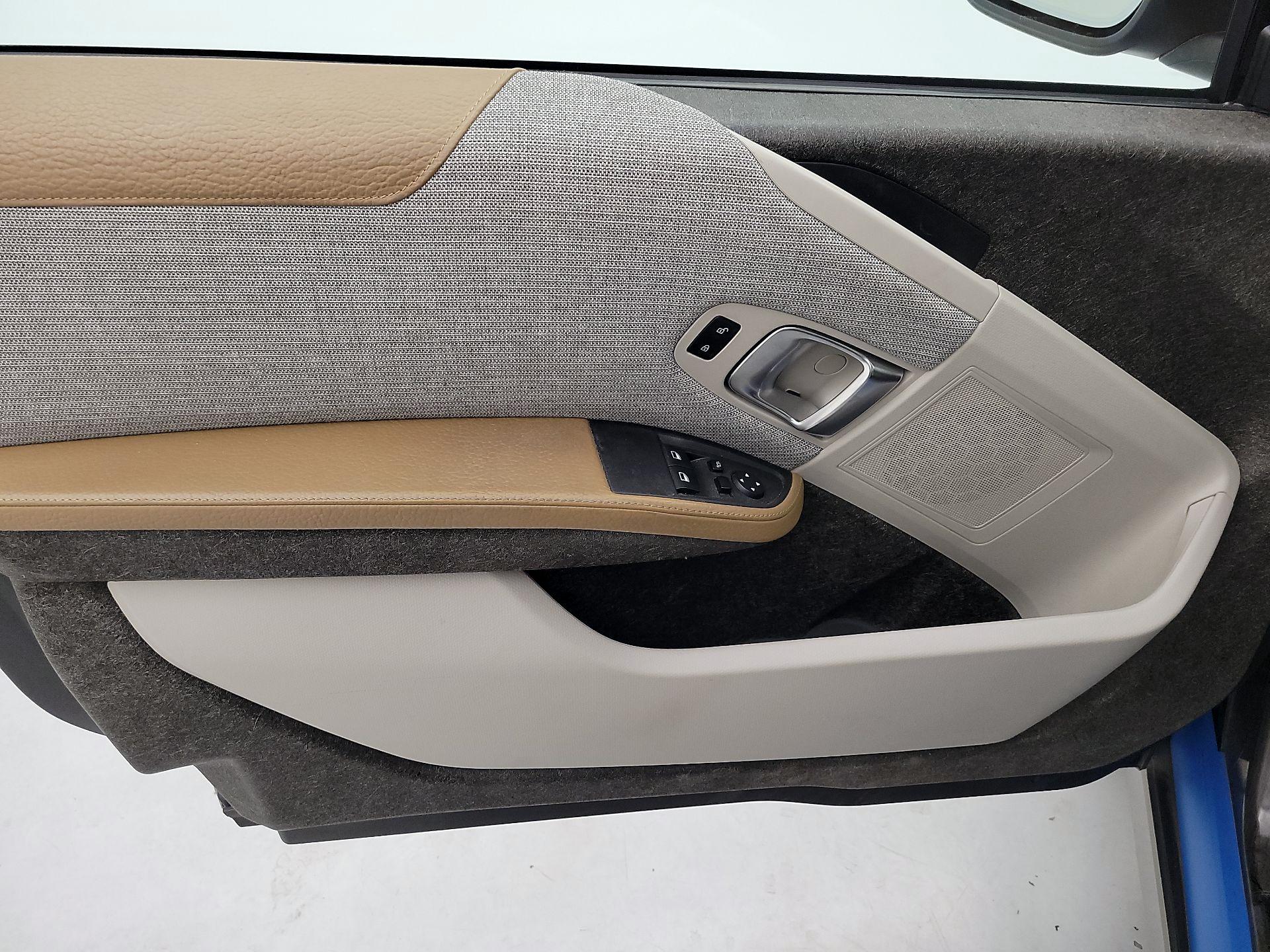 Thumbnail: 2016 BMW i3 - 12