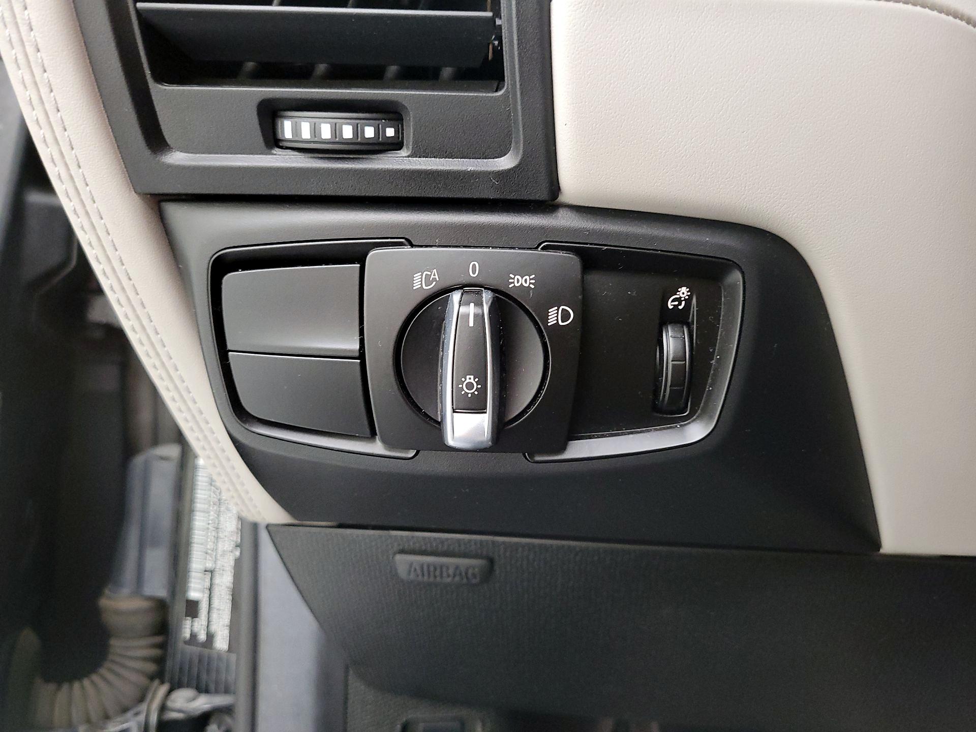 Thumbnail: 2016 BMW i3 - 13