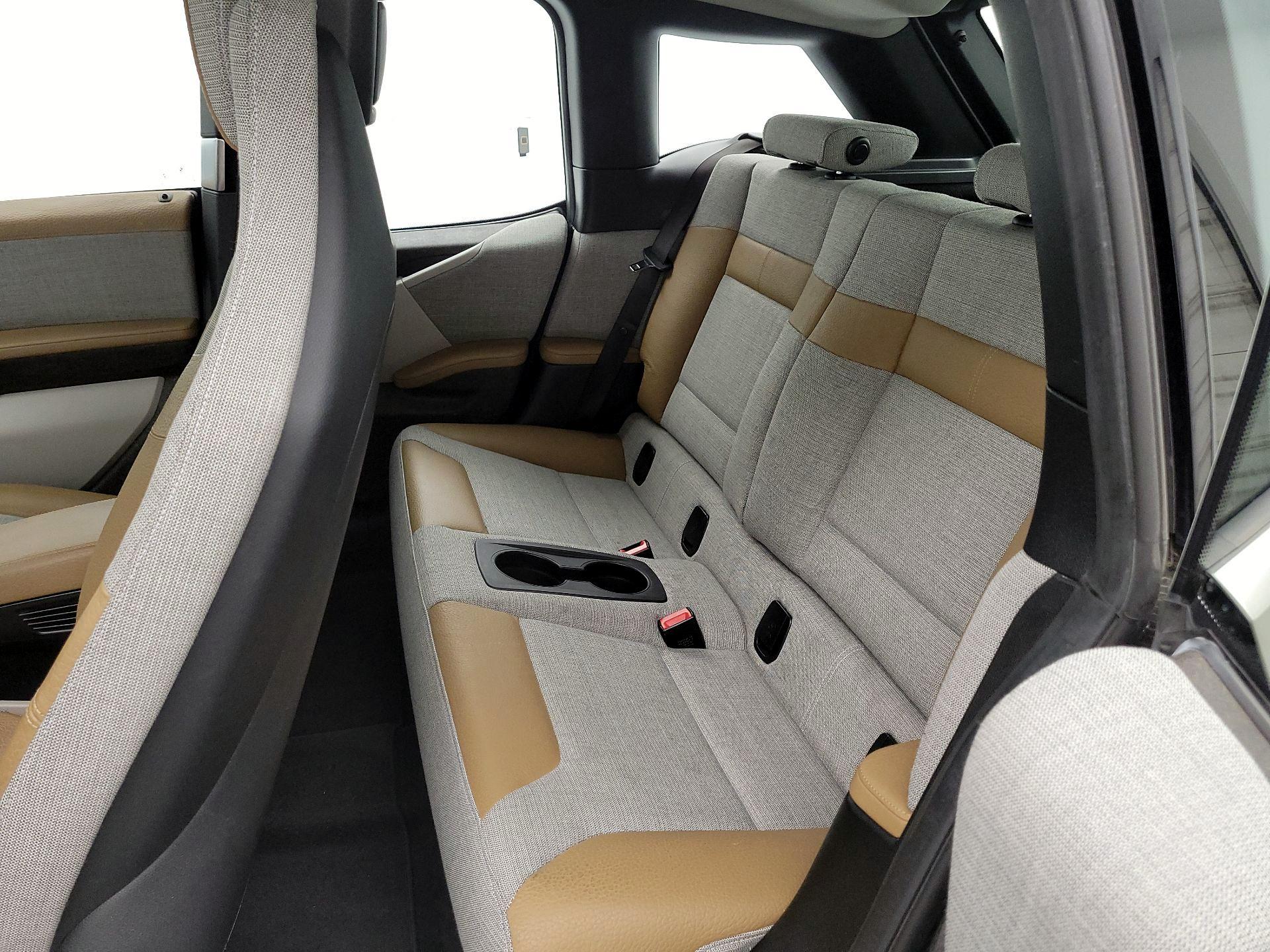 Thumbnail: 2016 BMW i3 - 20