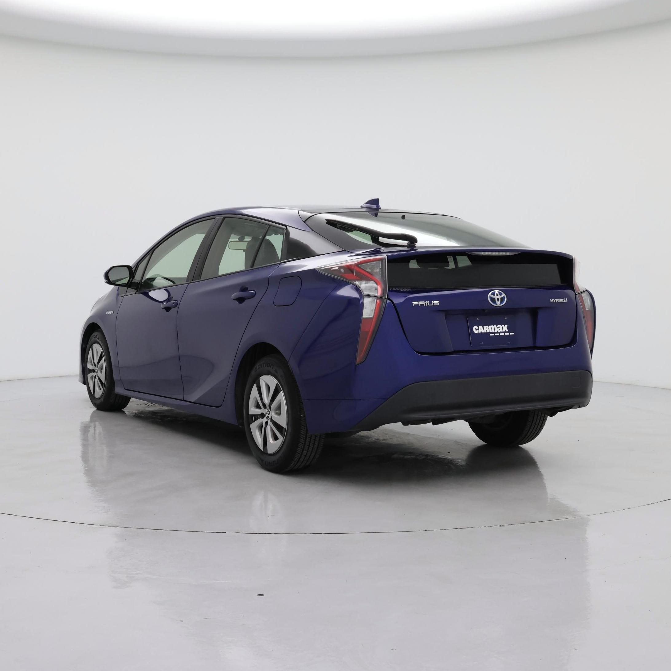 Thumbnail: 2016 Toyota Prius - 2
