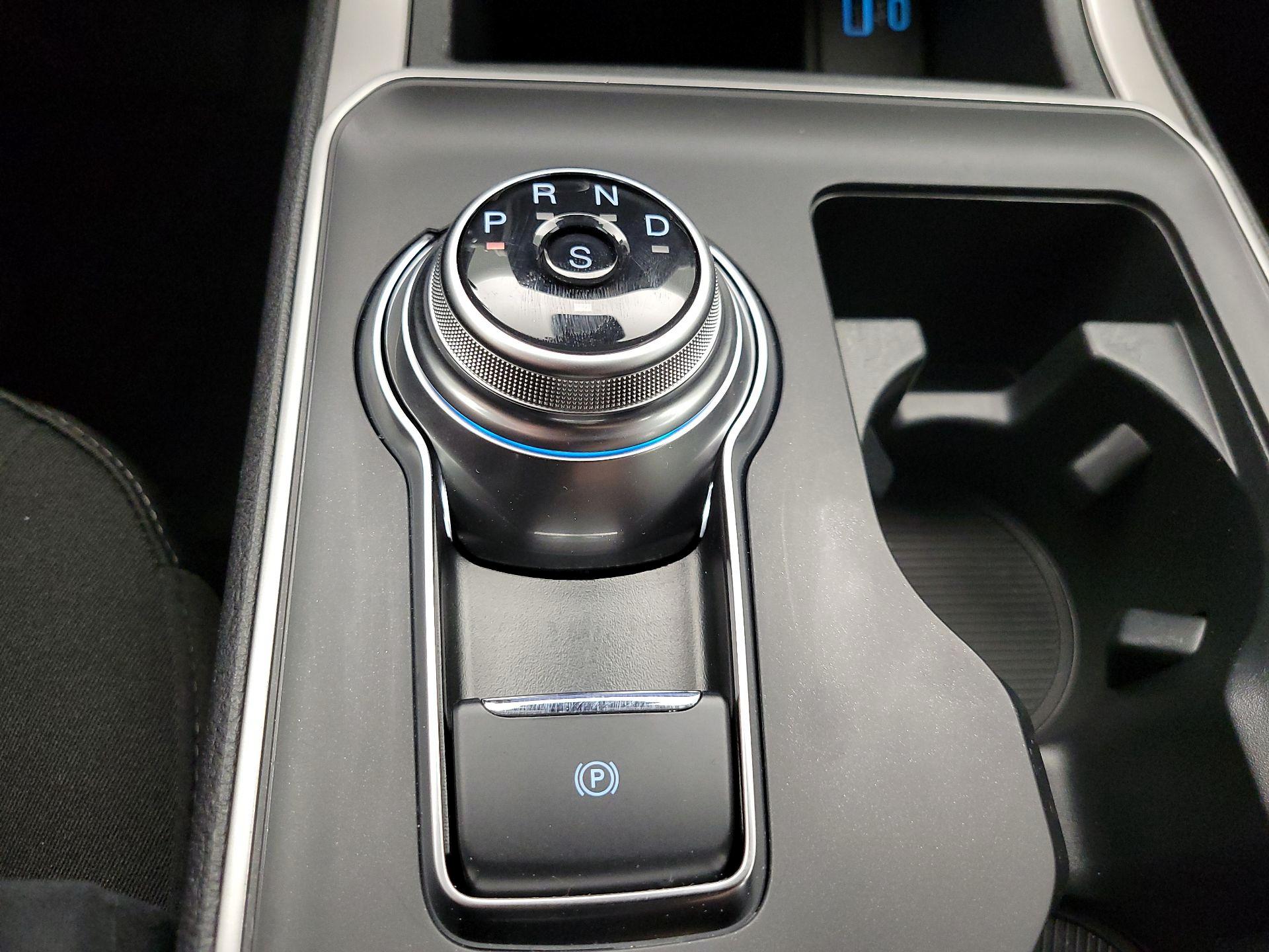 Thumbnail: 2024 Ford Edge - 17