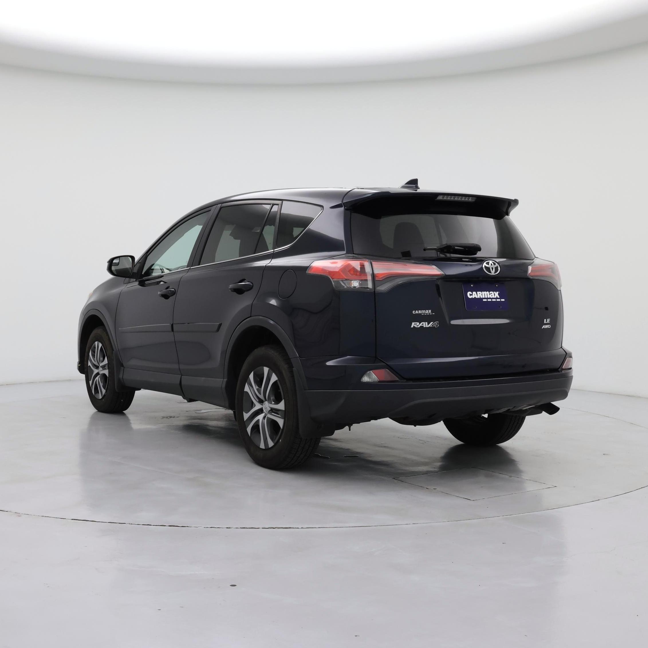 Thumbnail: 2017 Toyota RAV4 - 2