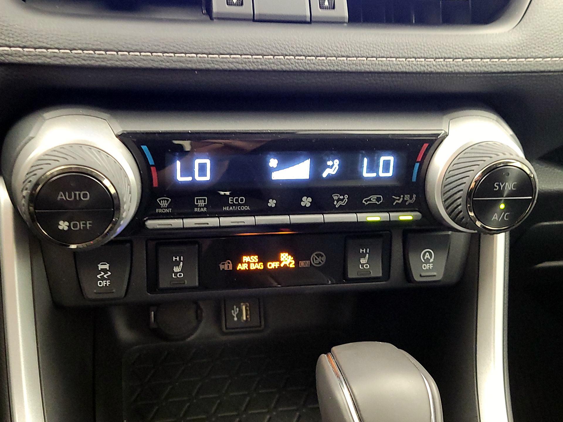 Thumbnail: 2024 Toyota RAV4 - 16
