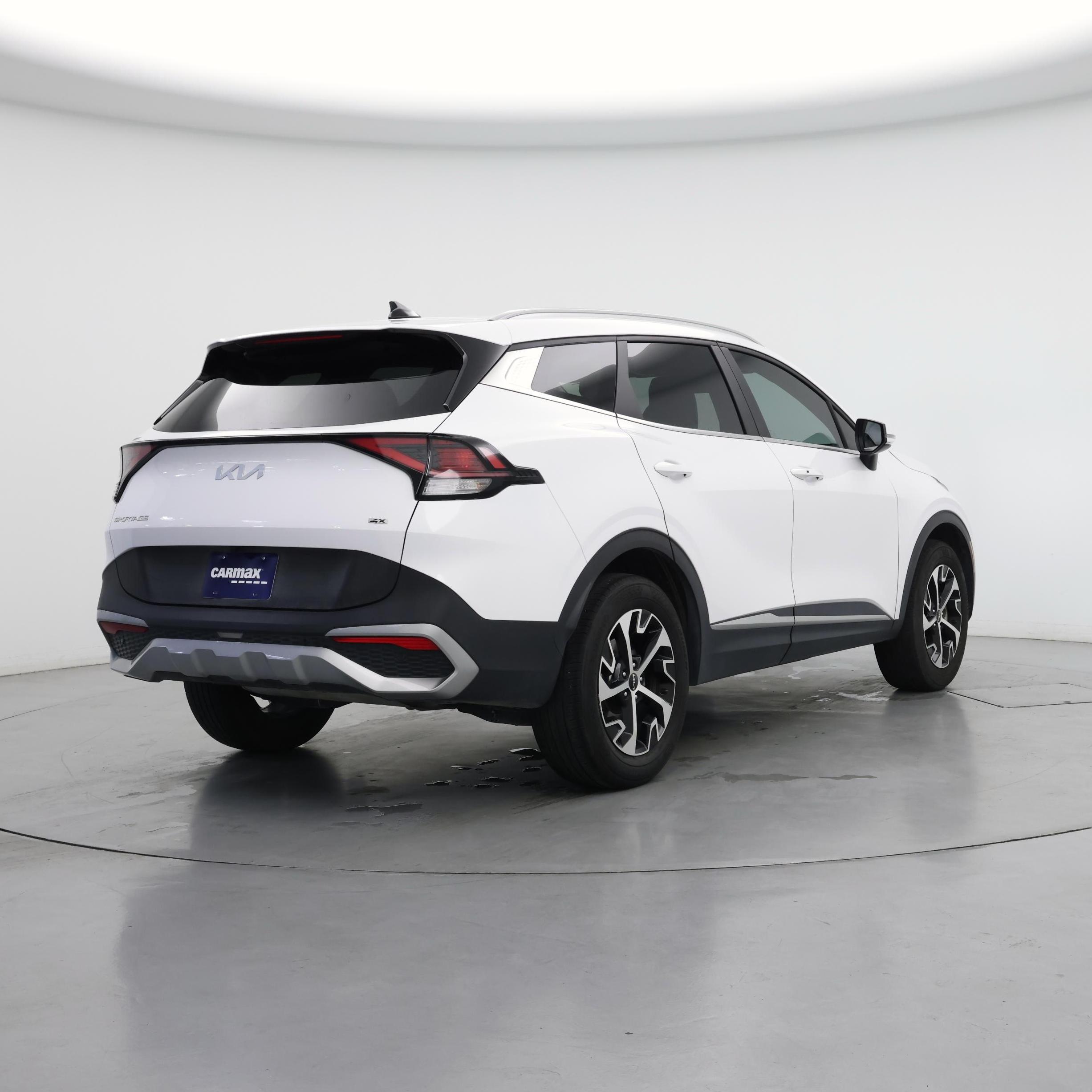 Thumbnail: 2023 Kia Sportage - 8