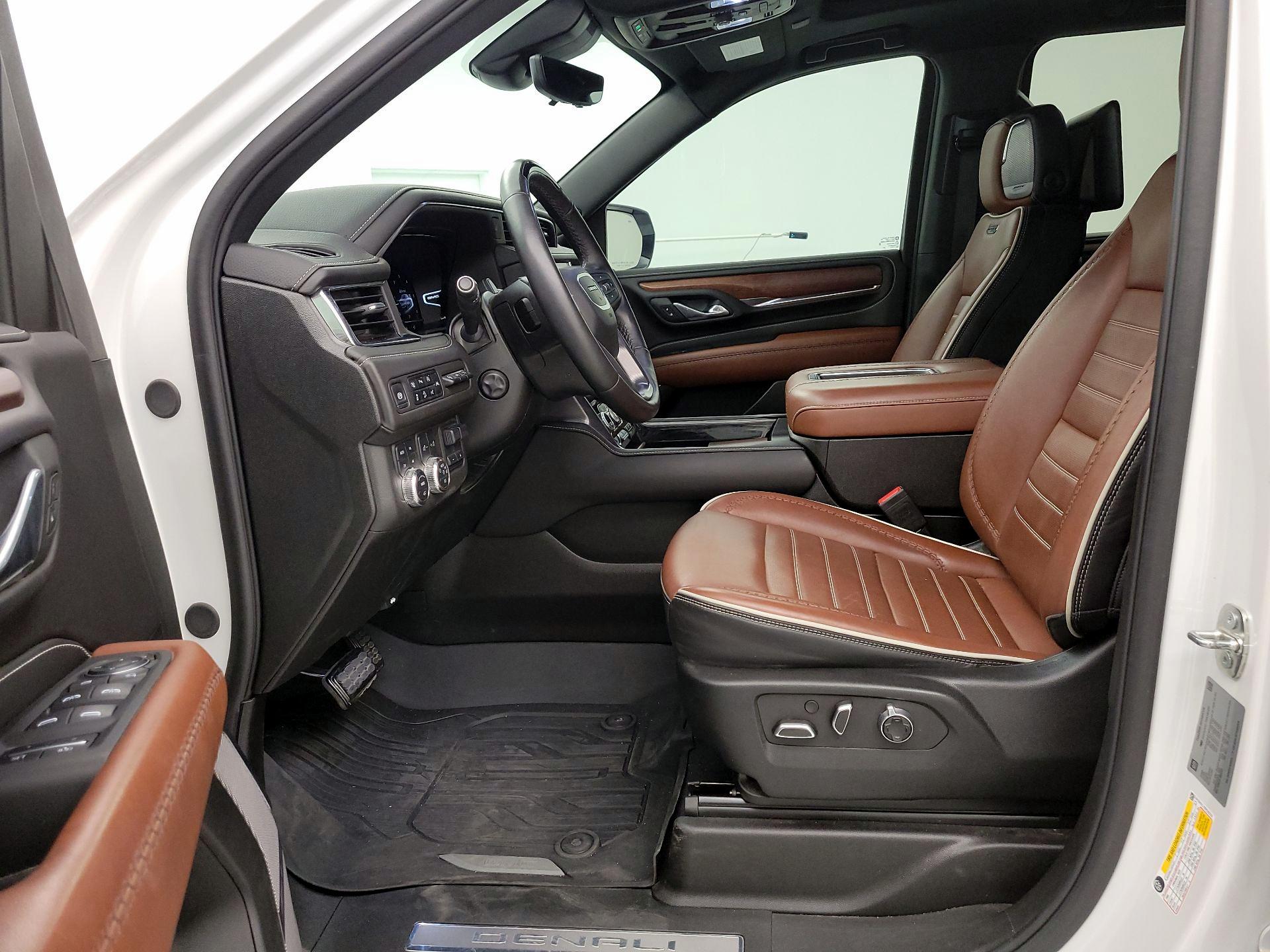 Thumbnail: 2024 GMC Yukon XL - 11