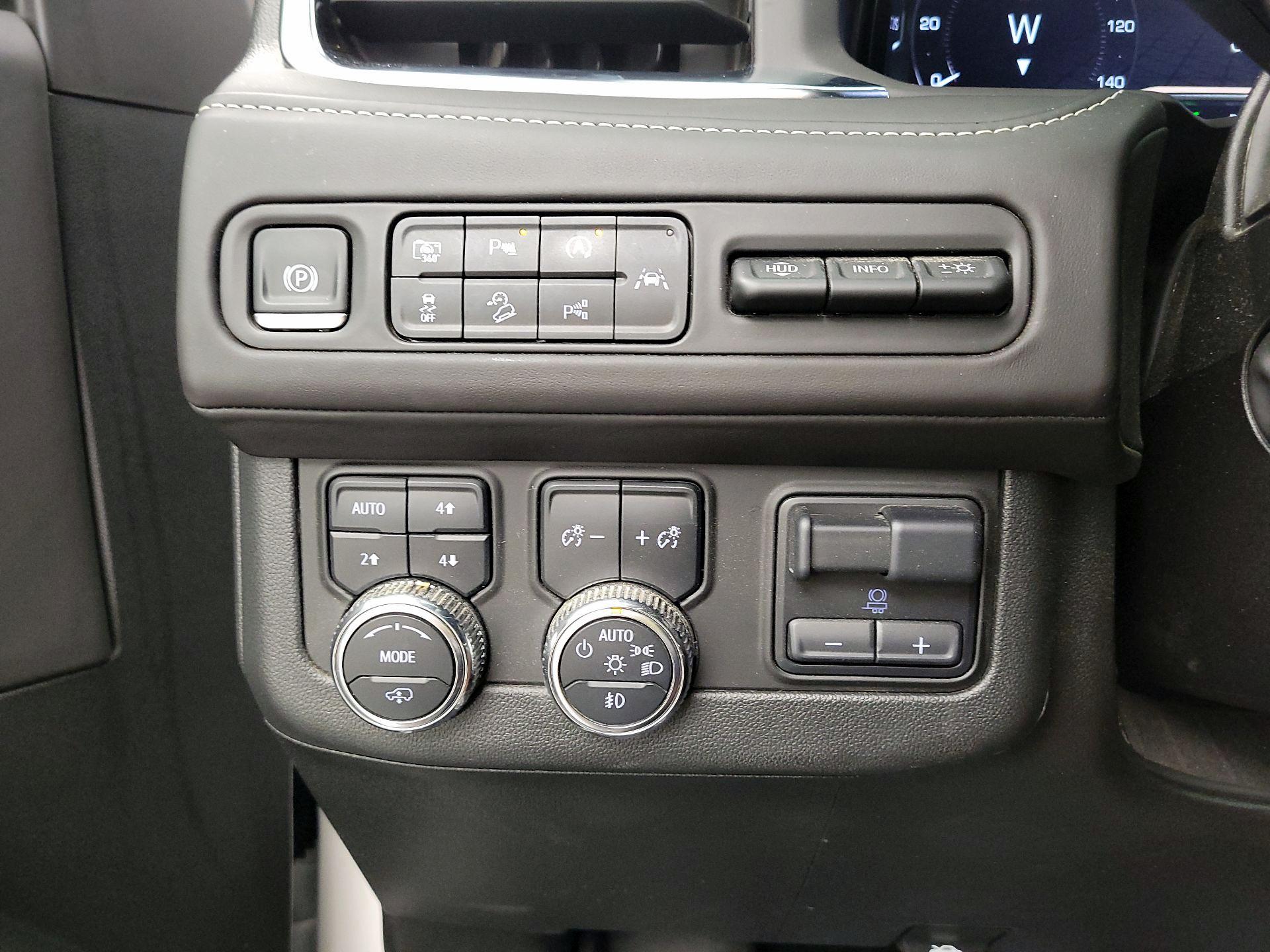 Thumbnail: 2024 GMC Yukon XL - 13