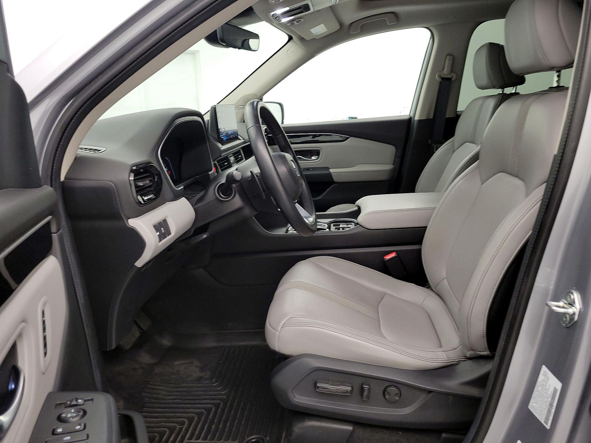 Thumbnail: 2024 Honda Pilot - 11