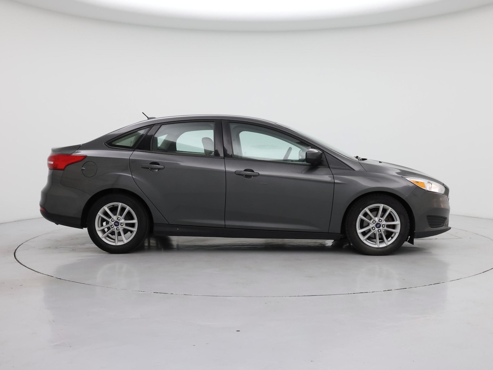 Image 8 of 2018 Ford Focus SE