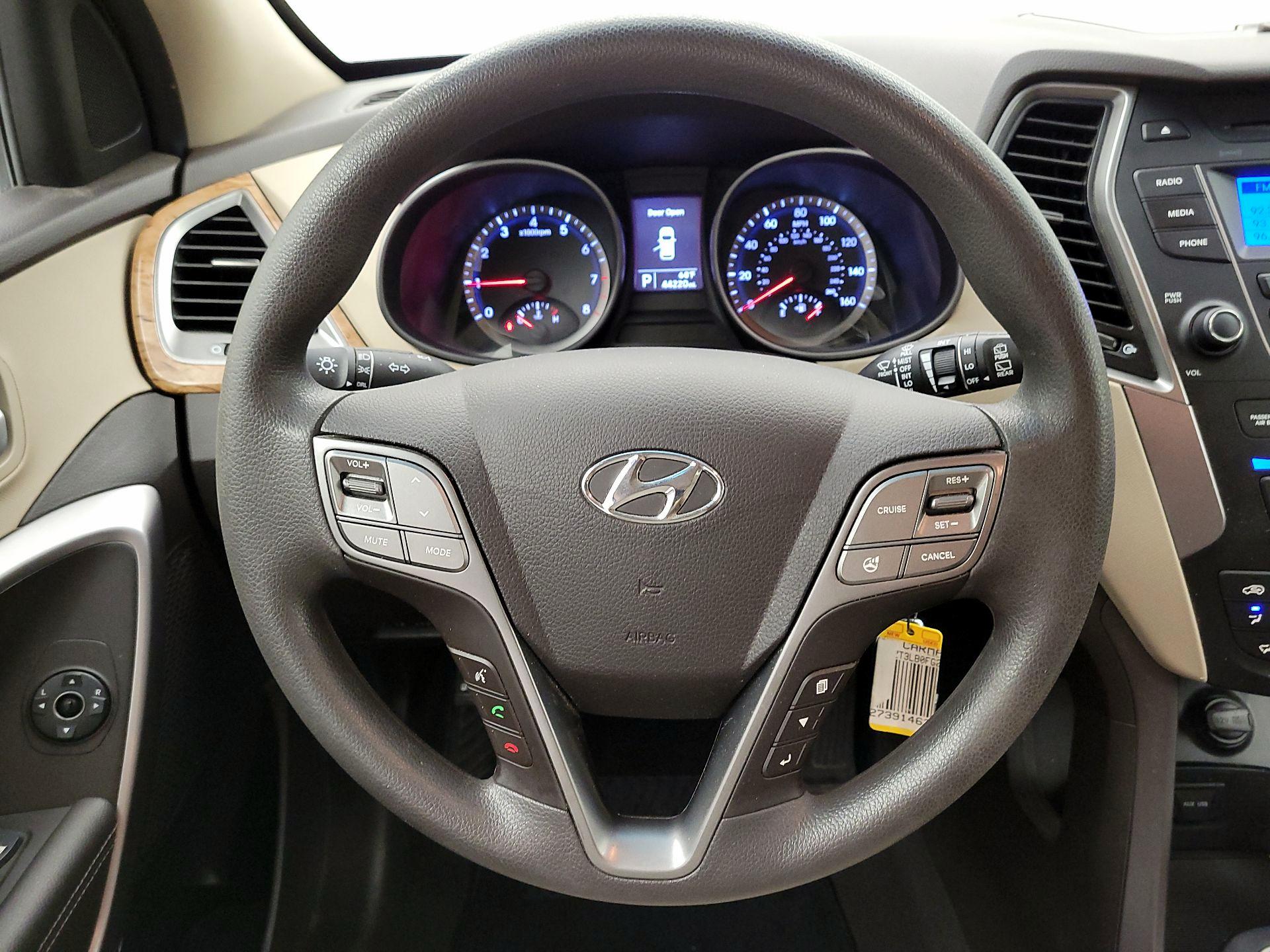 Thumbnail: 2015 Hyundai Santa Fe - 10