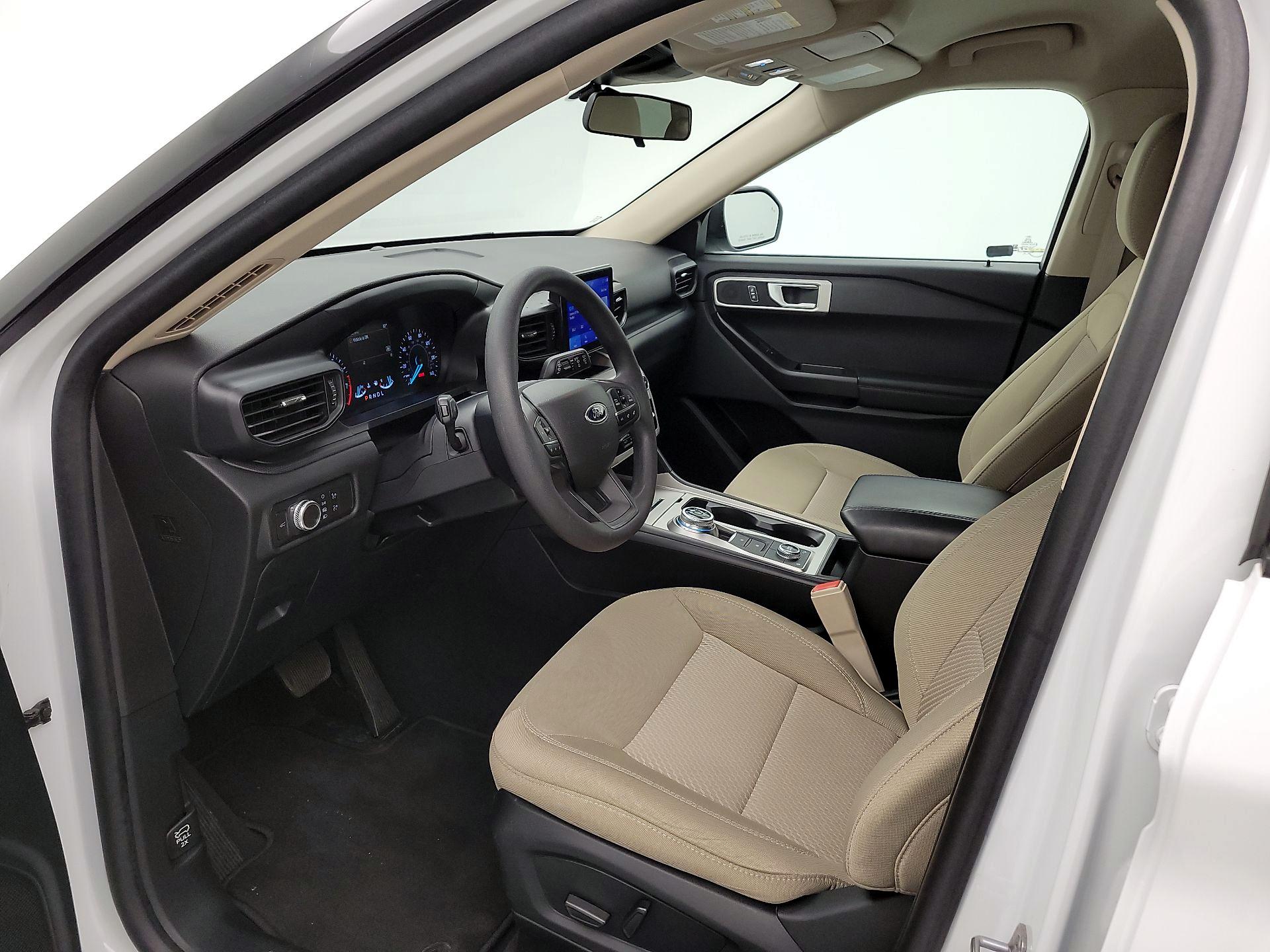 Thumbnail: 2022 Ford Explorer - 11