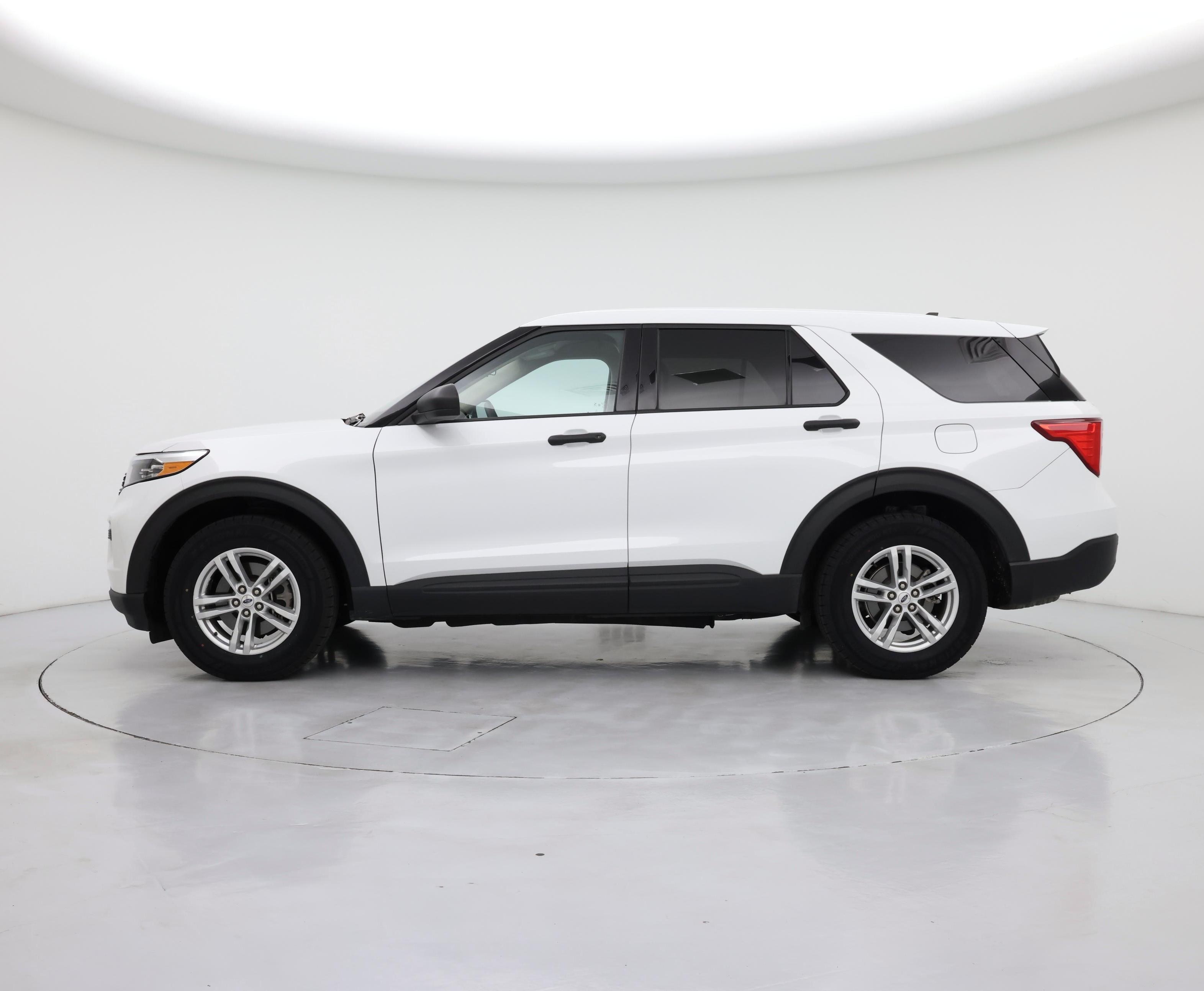 Thumbnail: 2022 Ford Explorer - 3