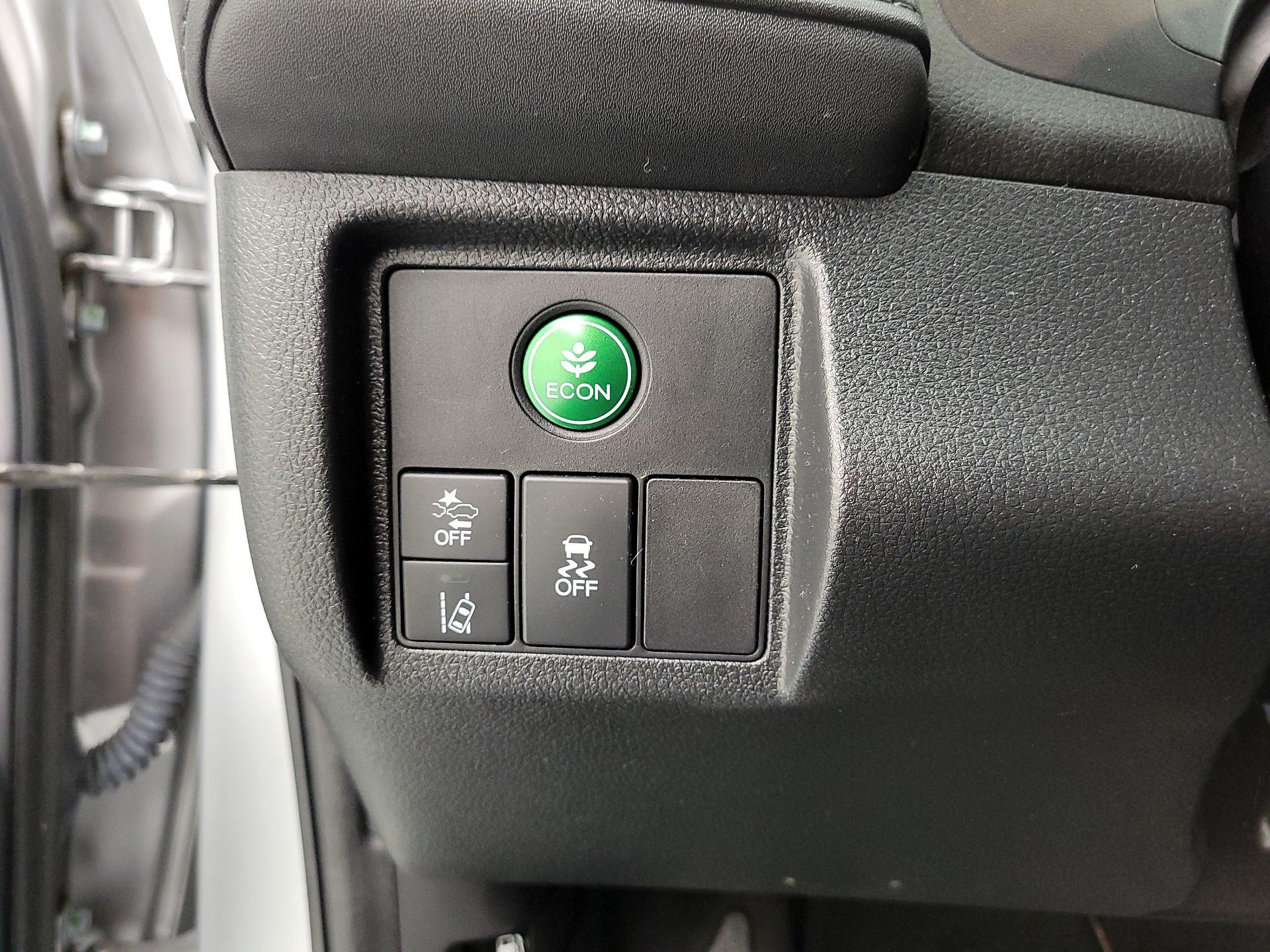 Thumbnail: 2019 Honda HR-V - 13
