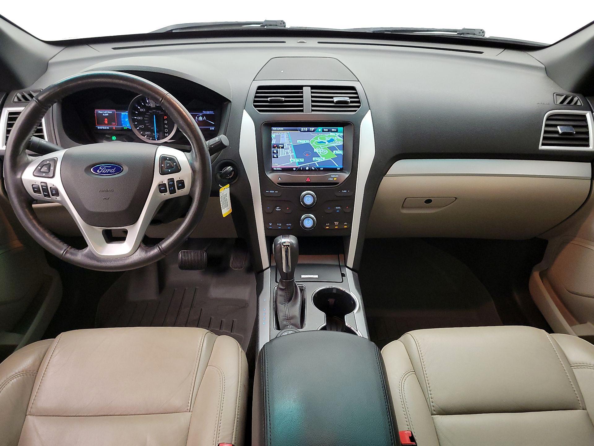 Thumbnail: 2015 Ford Explorer - 9