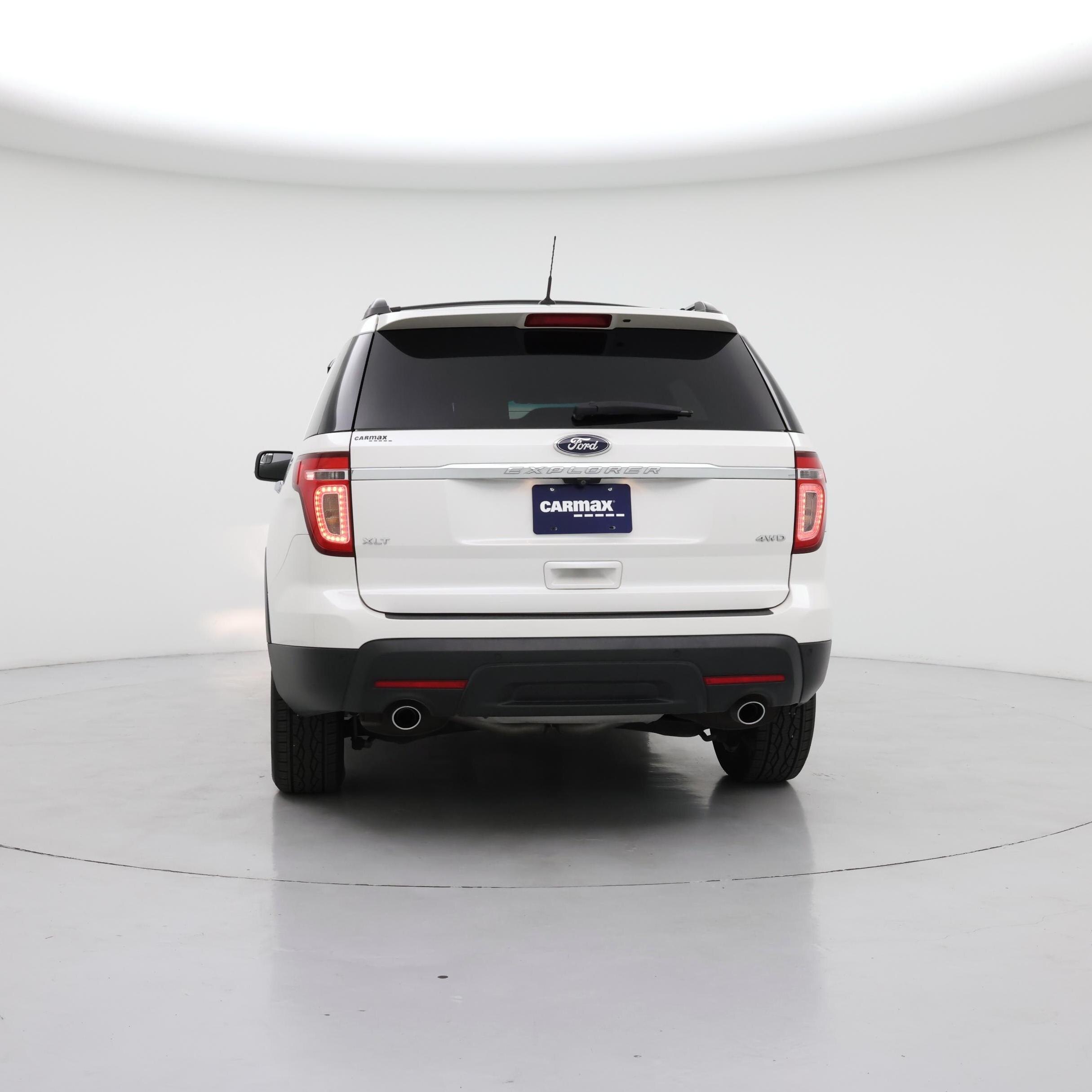 Thumbnail: 2015 Ford Explorer - 6