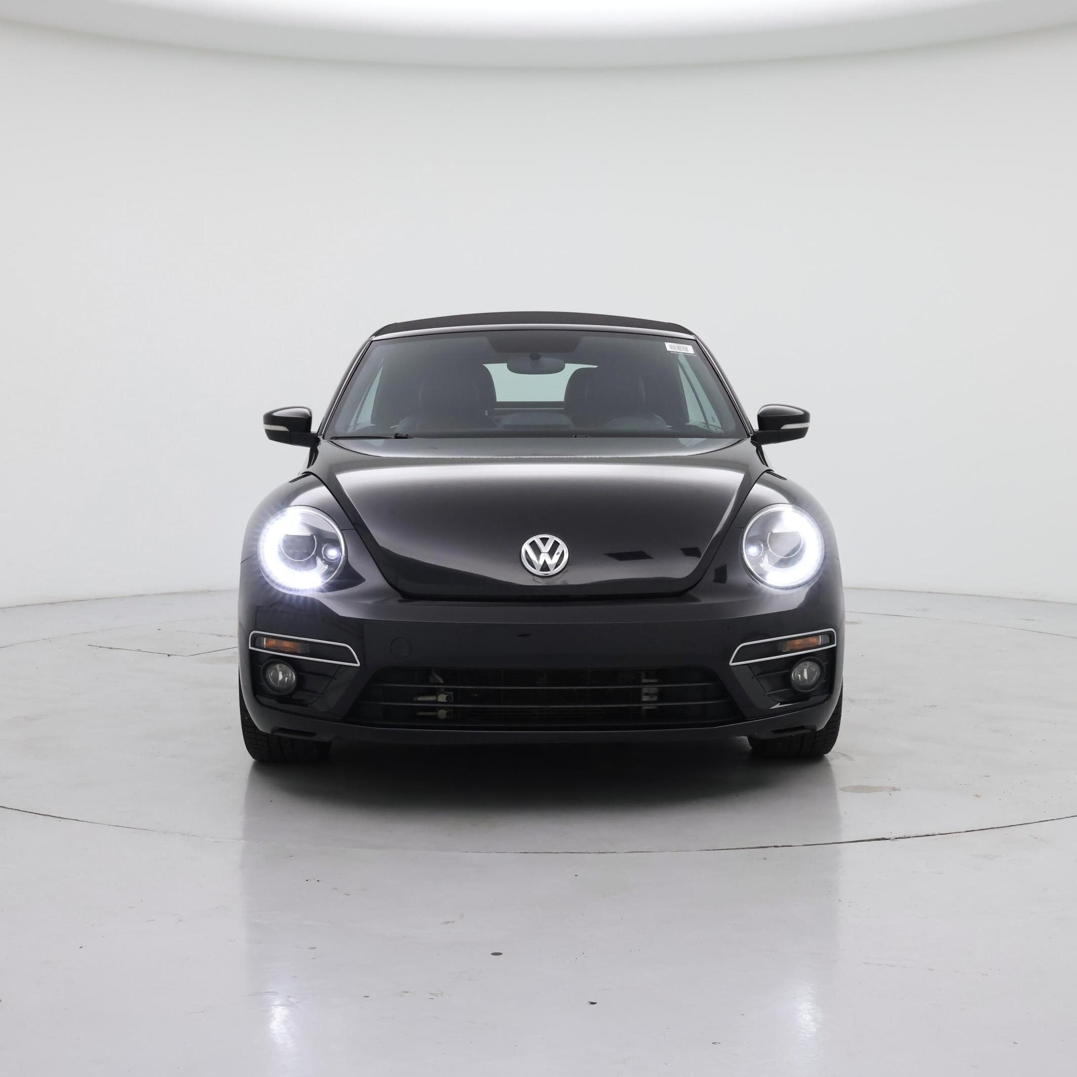 Thumbnail: 2015 Volkswagen Beetle - 5