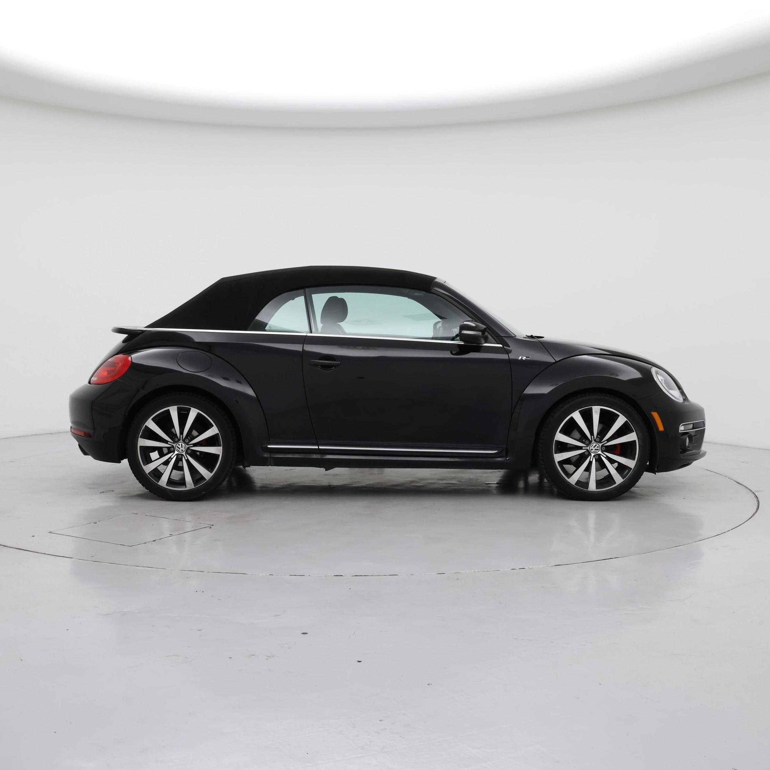 Thumbnail: 2015 Volkswagen Beetle - 7