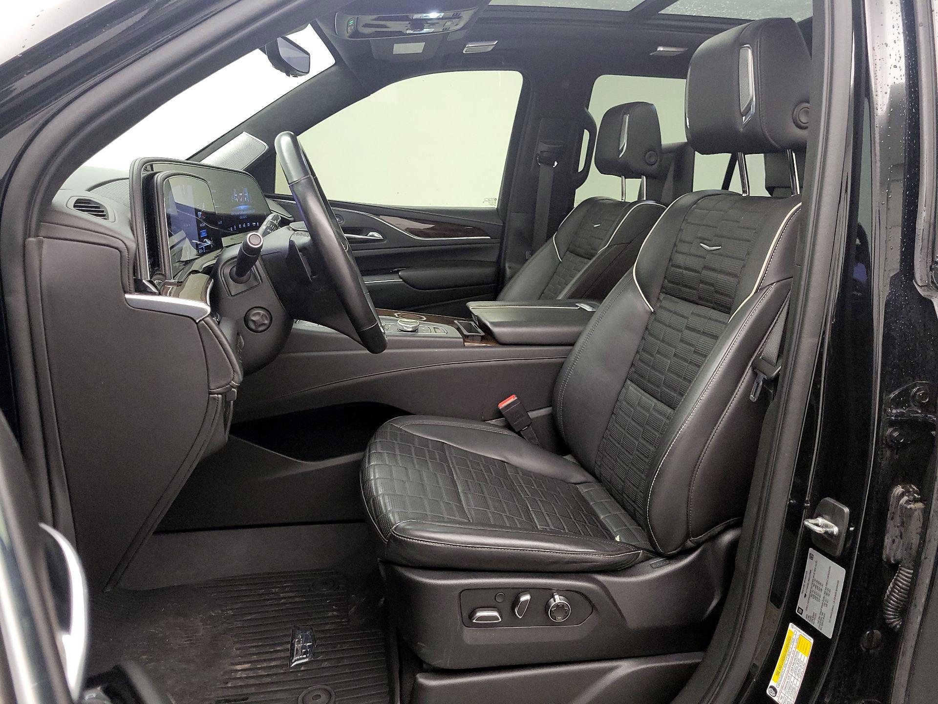 Thumbnail: 2021 Cadillac Escalade - 11