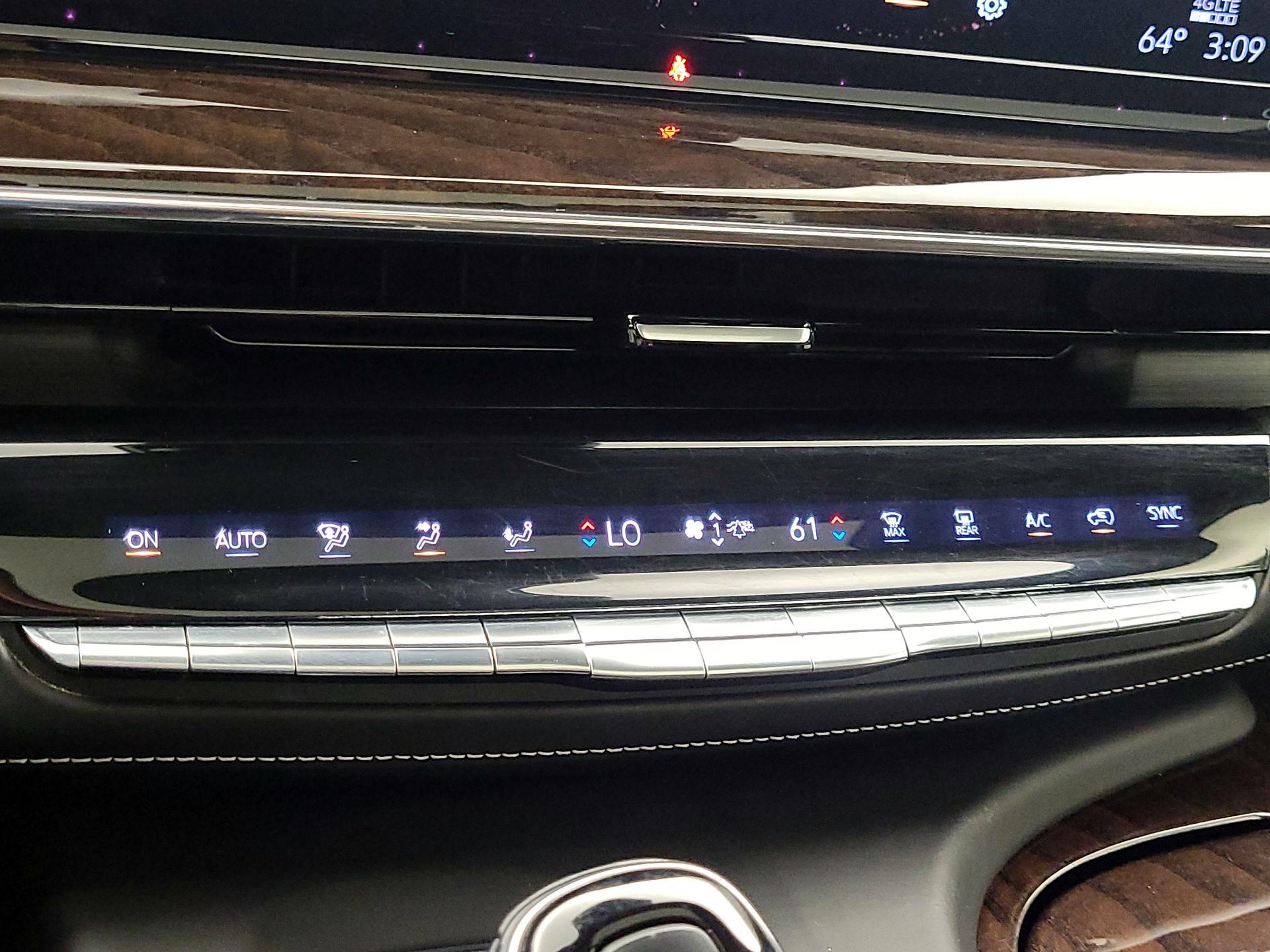 Thumbnail: 2021 Cadillac Escalade - 17