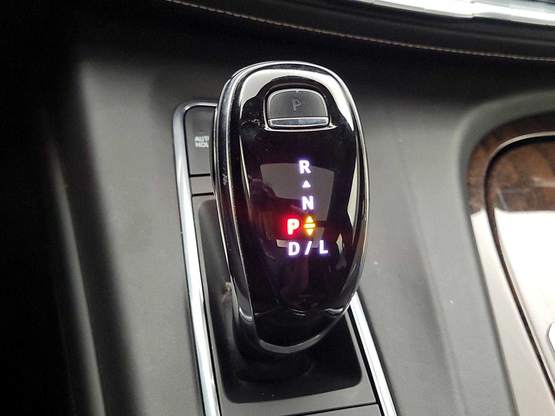 Thumbnail: 2021 Cadillac Escalade - 18