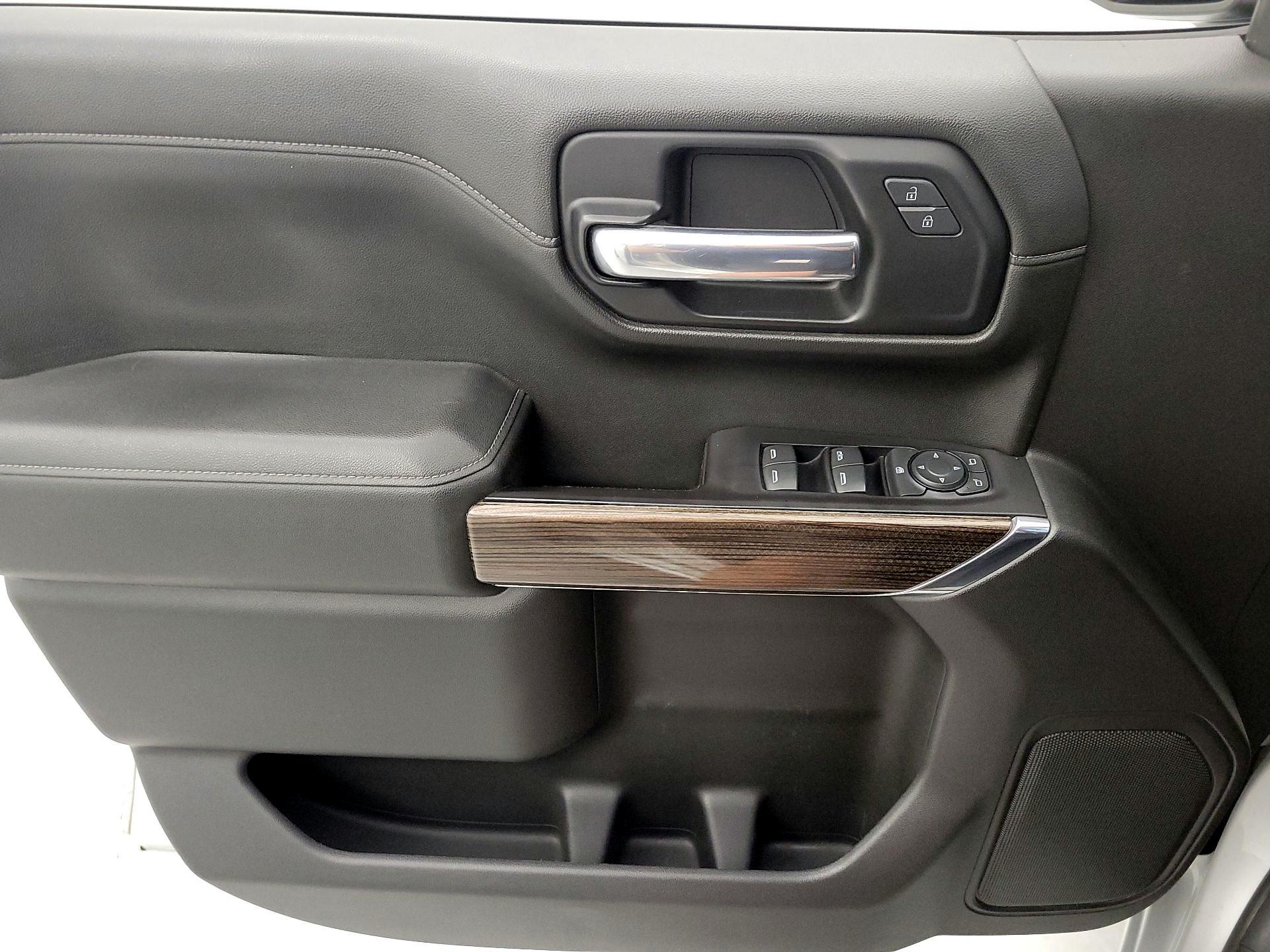 Thumbnail: 2019 Chevrolet Silverado 1500 - 12