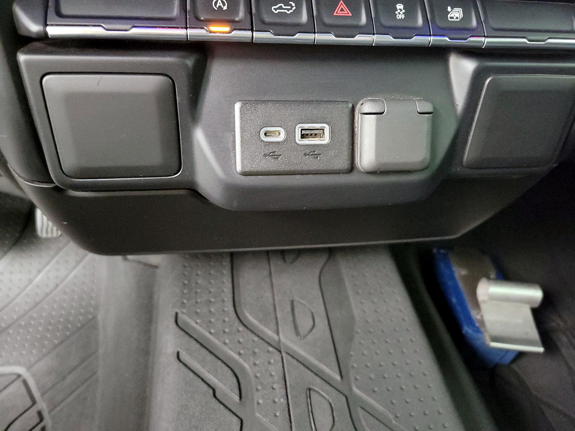 Thumbnail: 2019 Chevrolet Silverado 1500 - 18