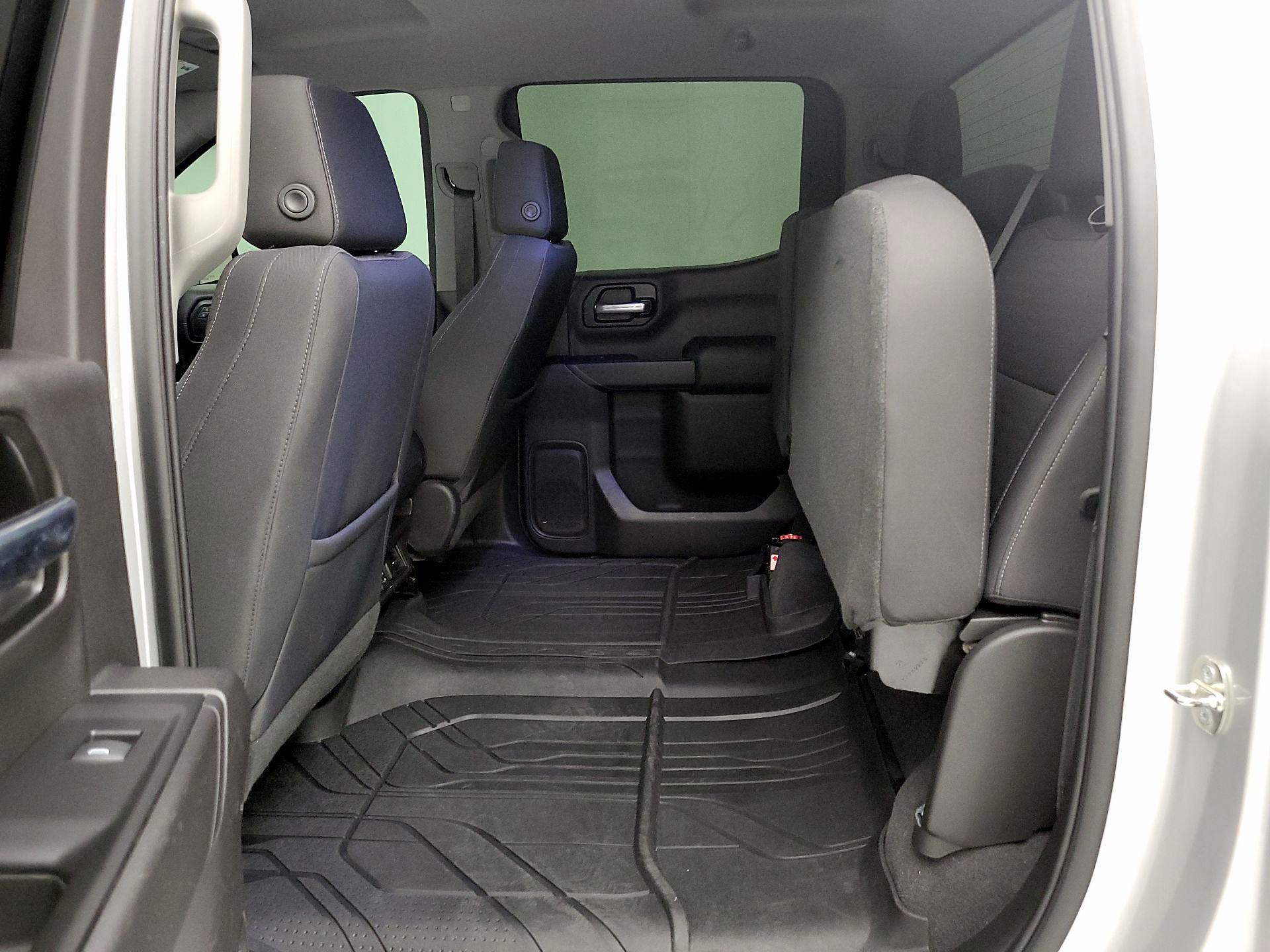 Thumbnail: 2019 Chevrolet Silverado 1500 - 19