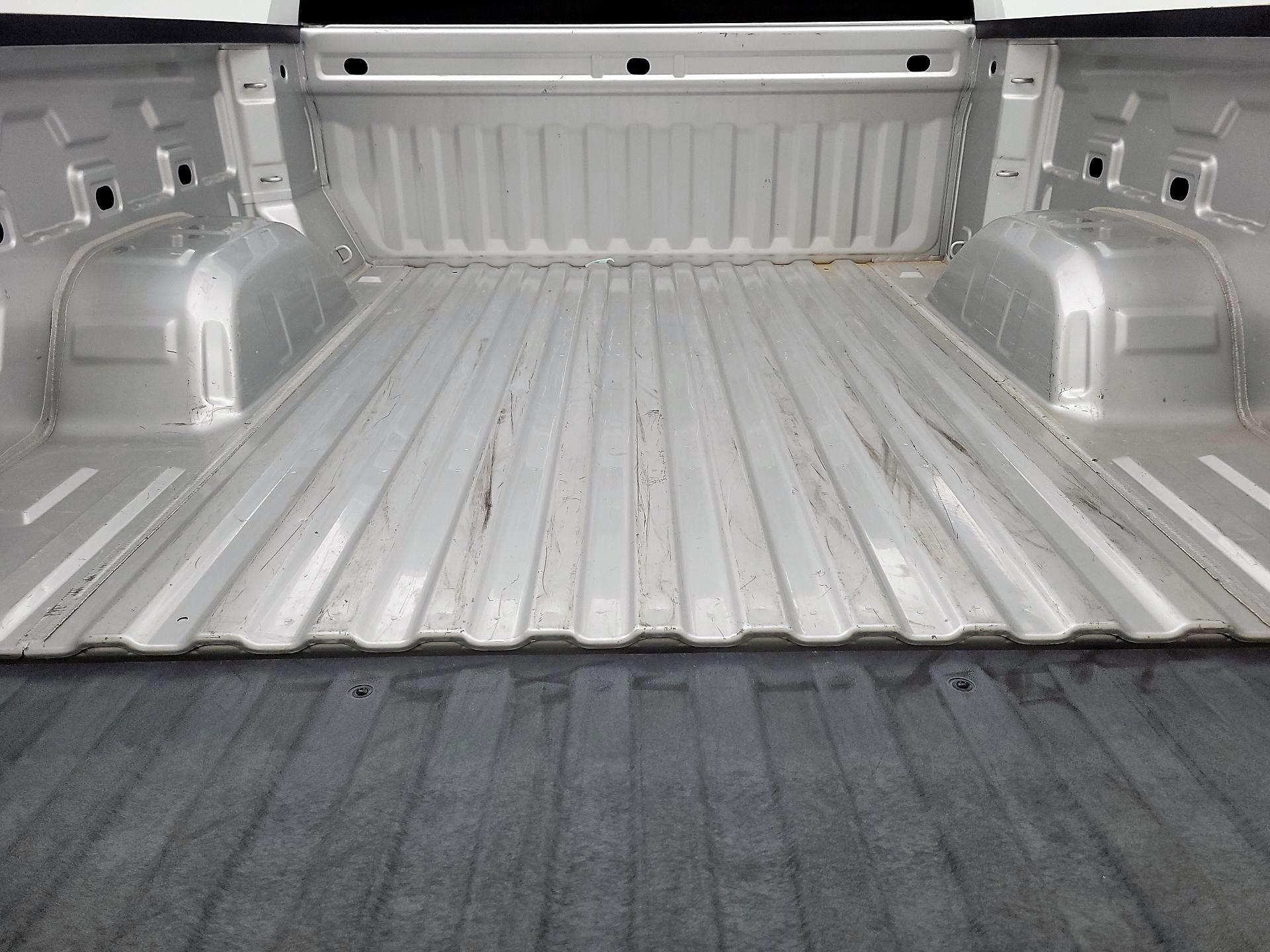 Thumbnail: 2019 Chevrolet Silverado 1500 - 20