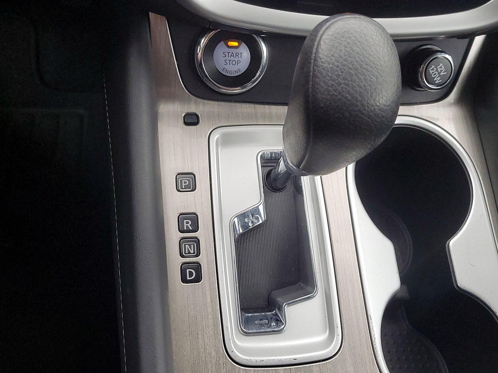 Thumbnail: 2017 Nissan Murano - 17