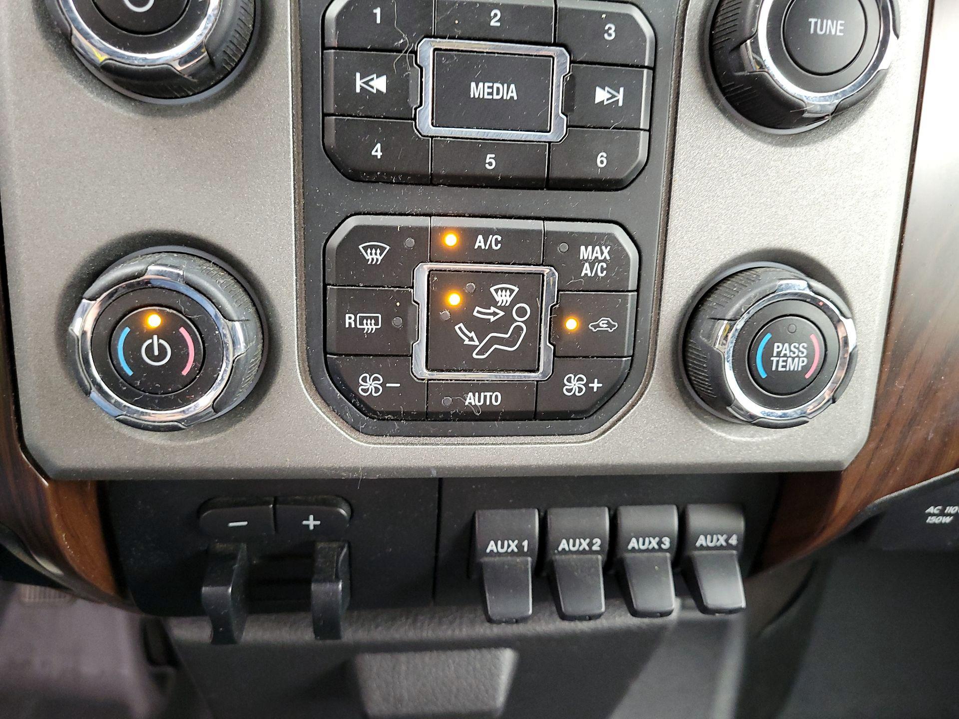 Thumbnail: 2015 Ford F-350 - 17