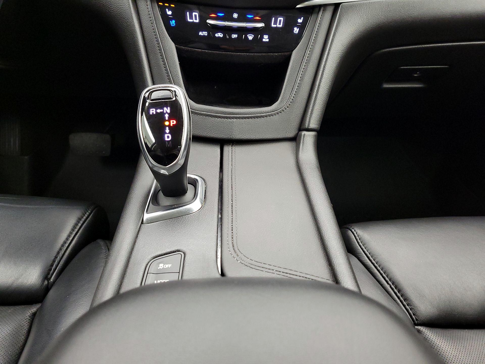 Thumbnail: 2017 Cadillac XT5 - 18