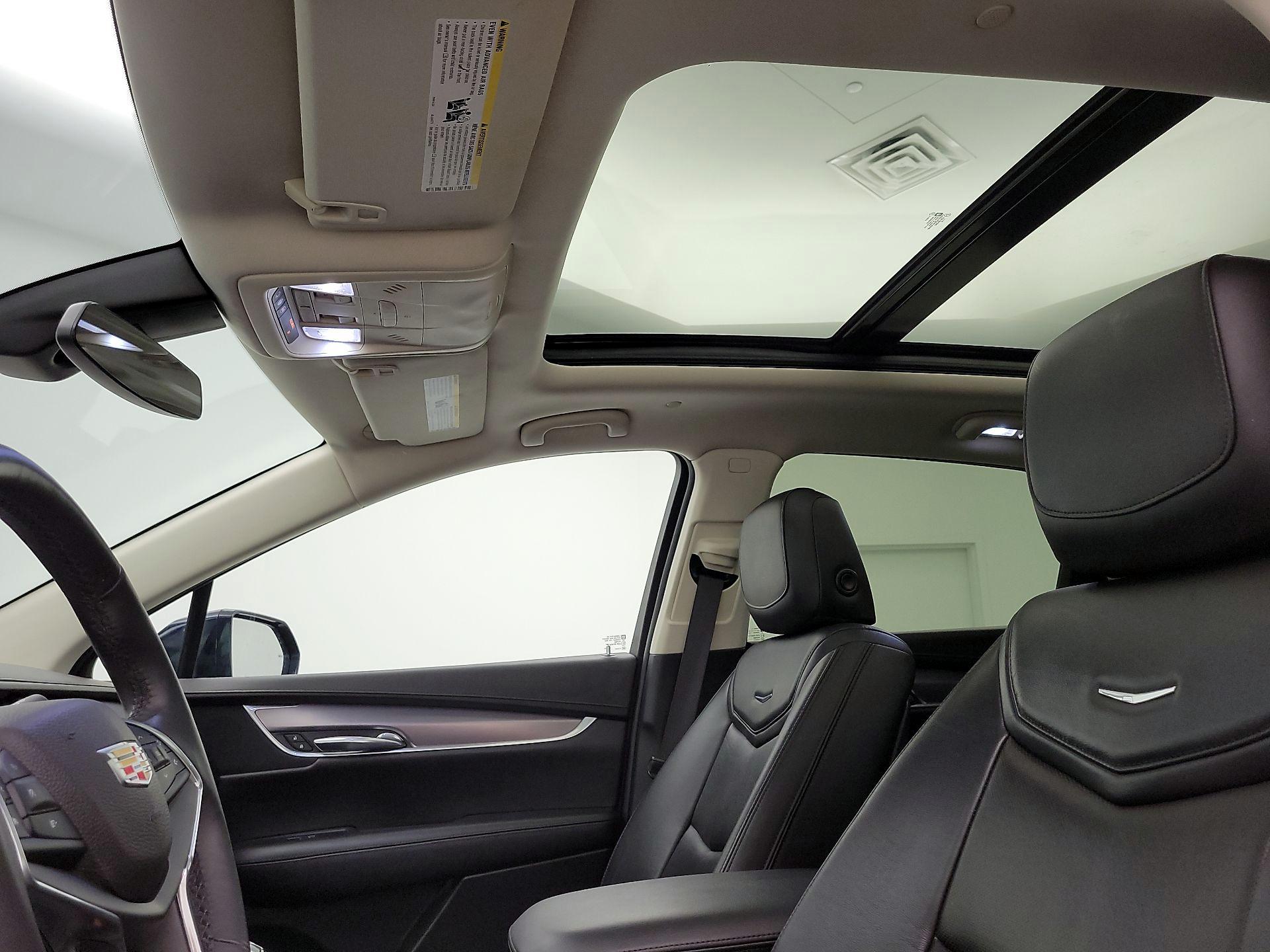 Thumbnail: 2017 Cadillac XT5 - 20