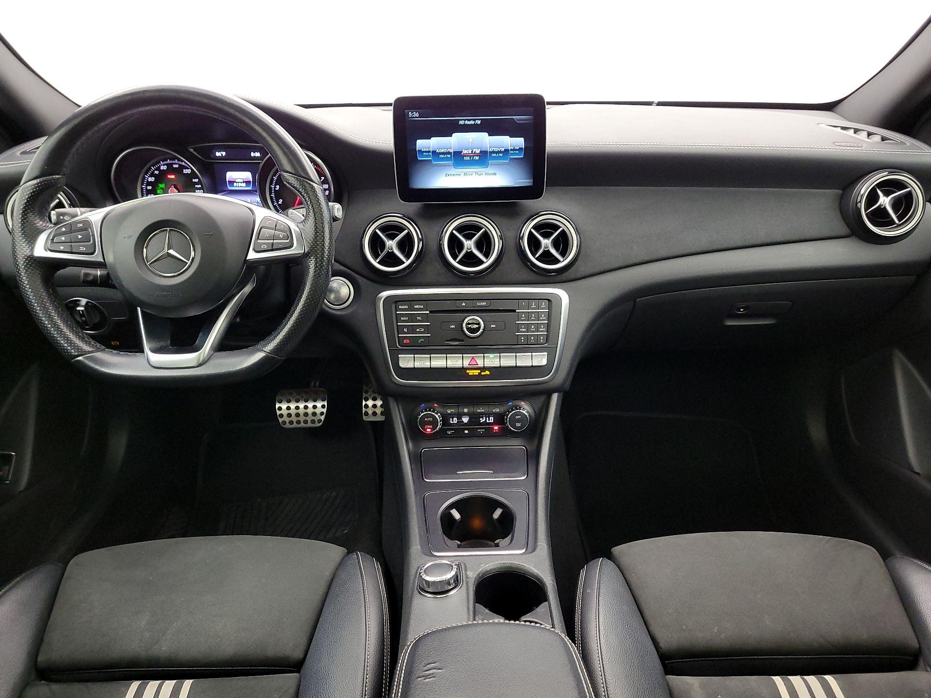 Thumbnail: 2018 Mercedes-Benz GLA - 9