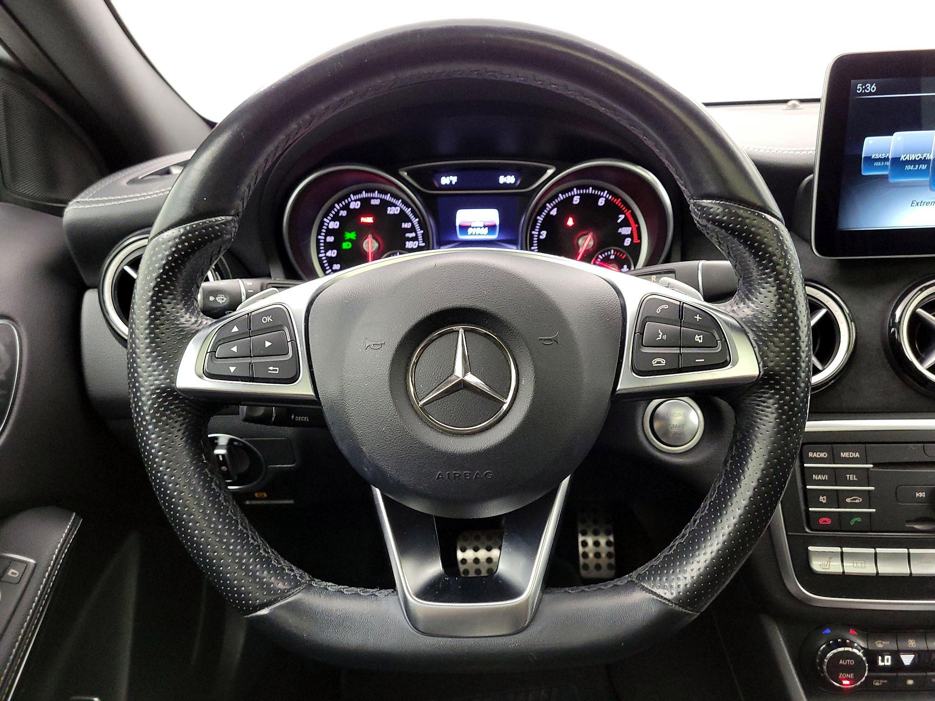 Thumbnail: 2018 Mercedes-Benz GLA - 10