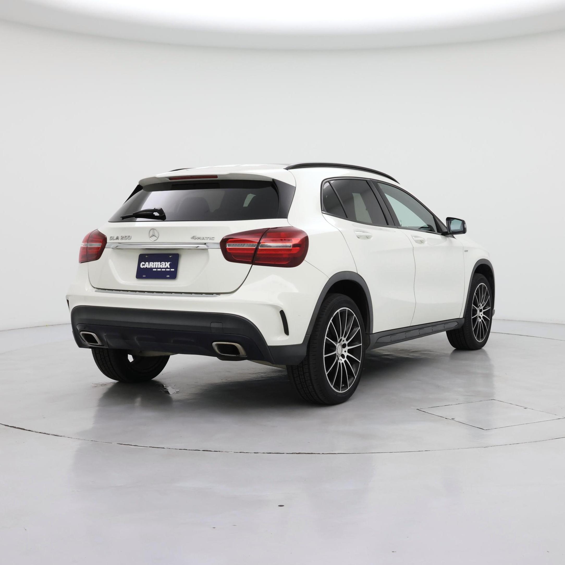 Thumbnail: 2018 Mercedes-Benz GLA - 8