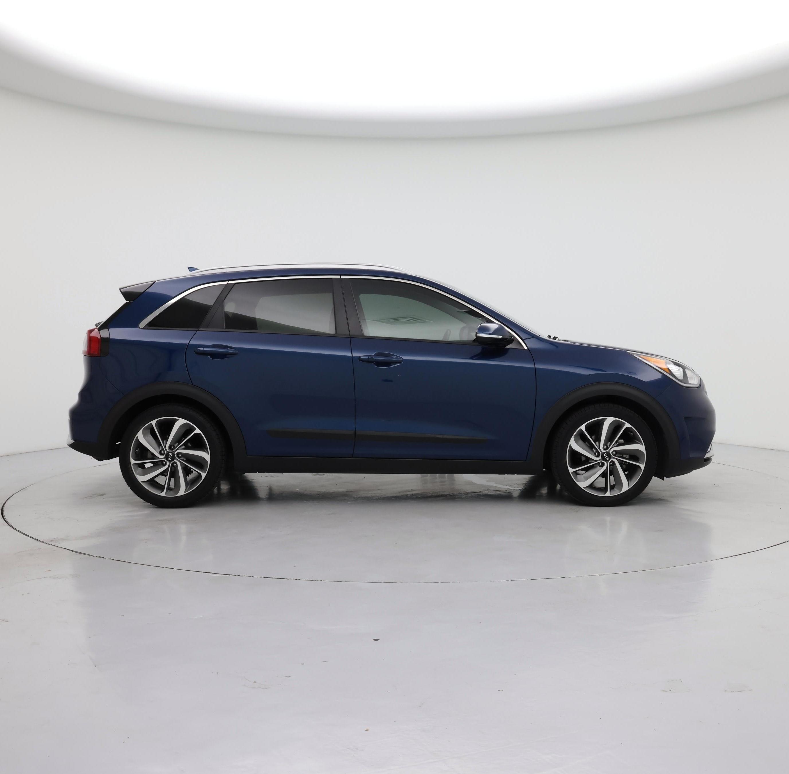 Thumbnail: 2017 Kia Niro - 7