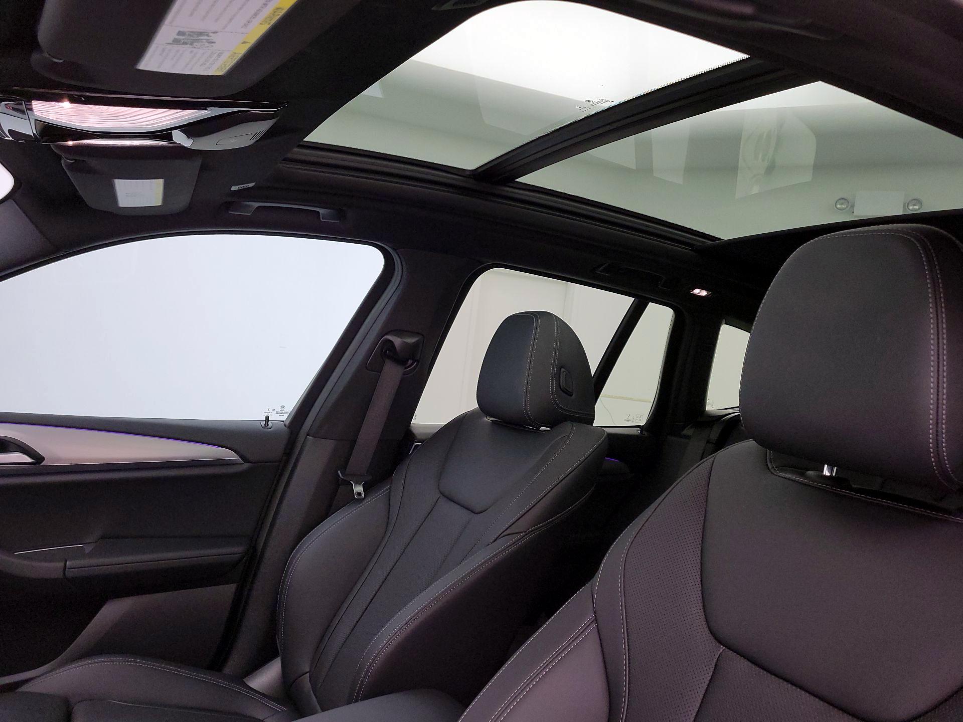 Thumbnail: 2022 BMW X3 - 20