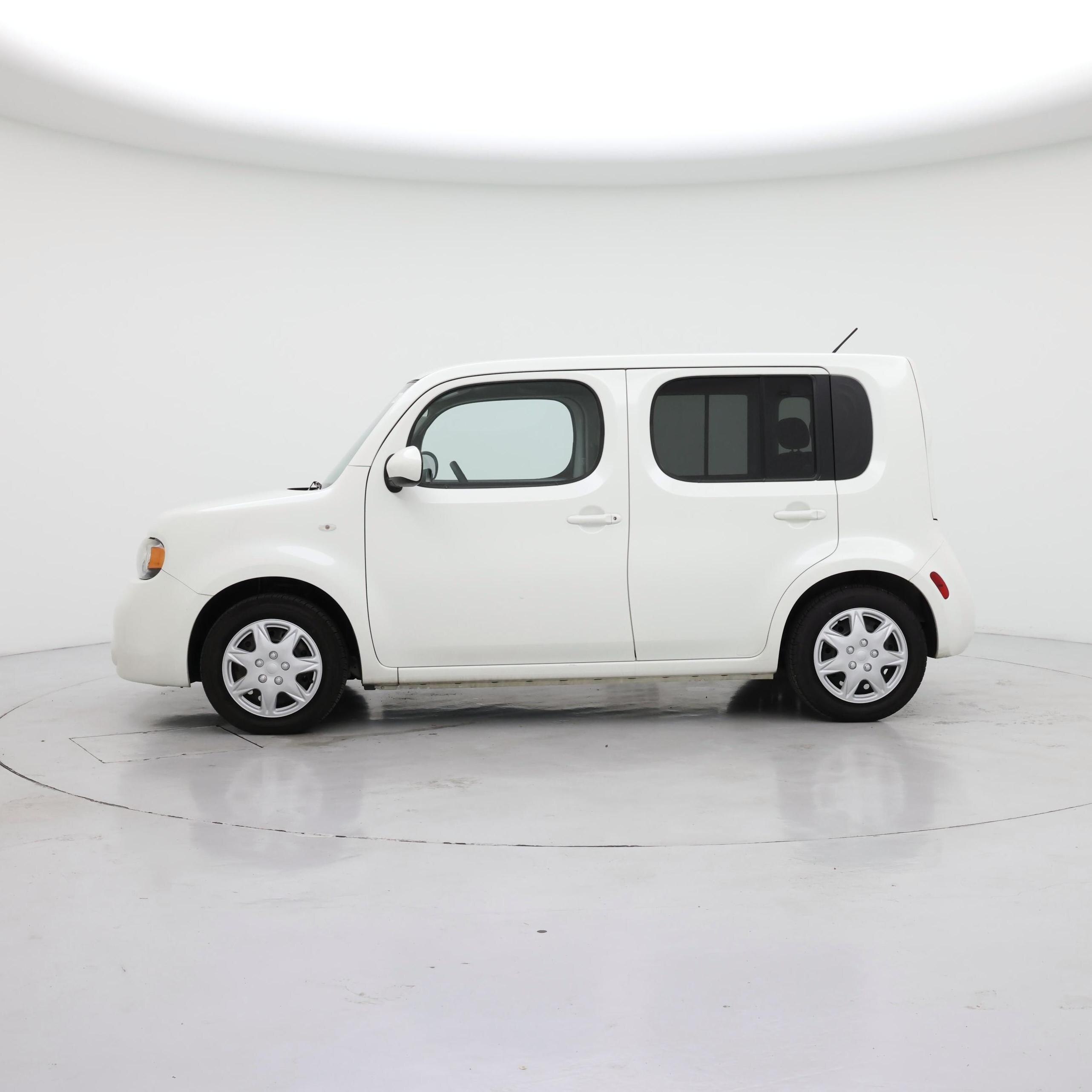 Thumbnail: 2014 Nissan Cube - 3